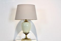 Lampe de table française sophistiquée du milieu du siècle dernier par Maison Le Dauphin