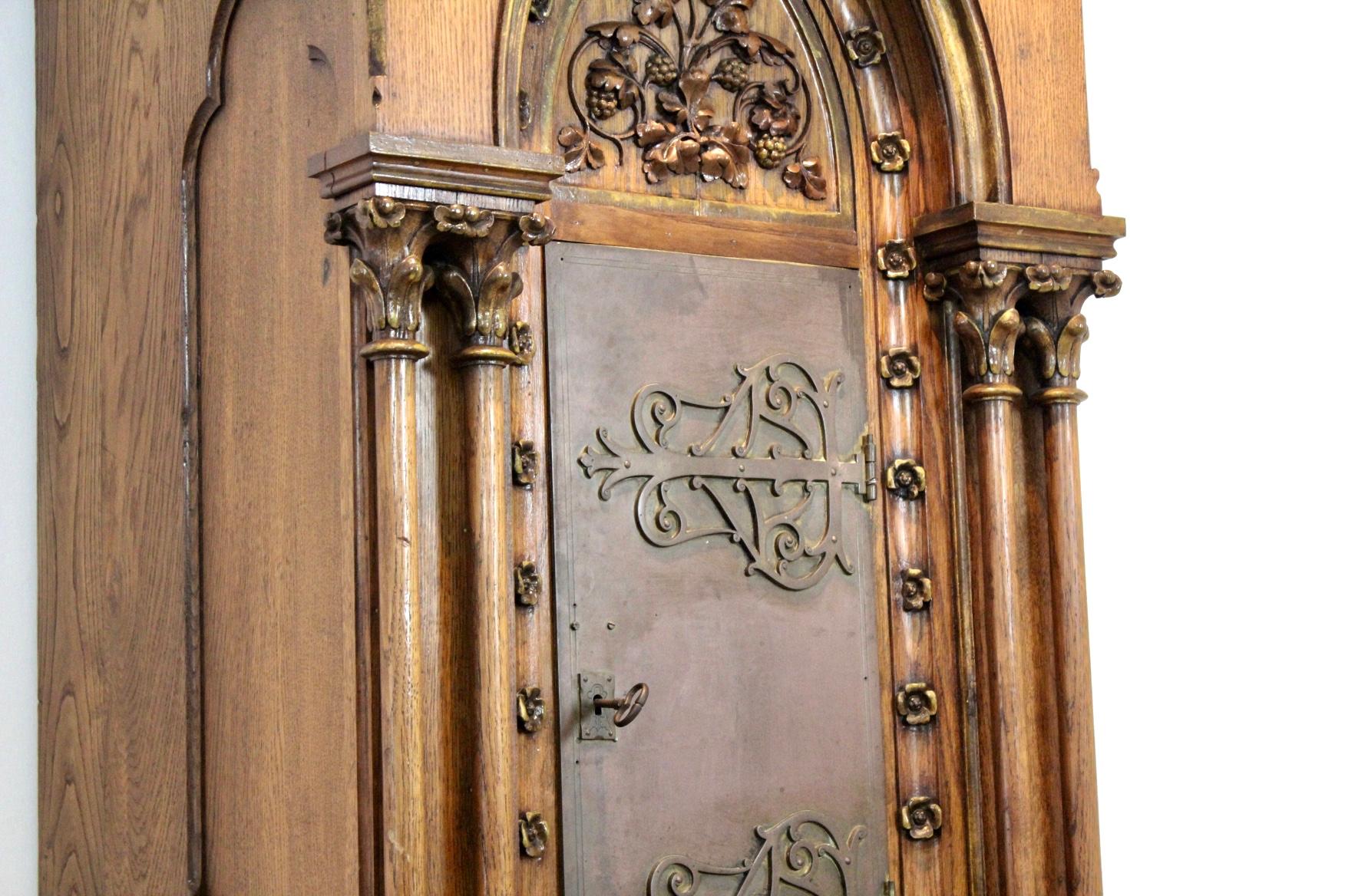 Sophisticated Oak Church Tabernacle Cabinet For Sale 1