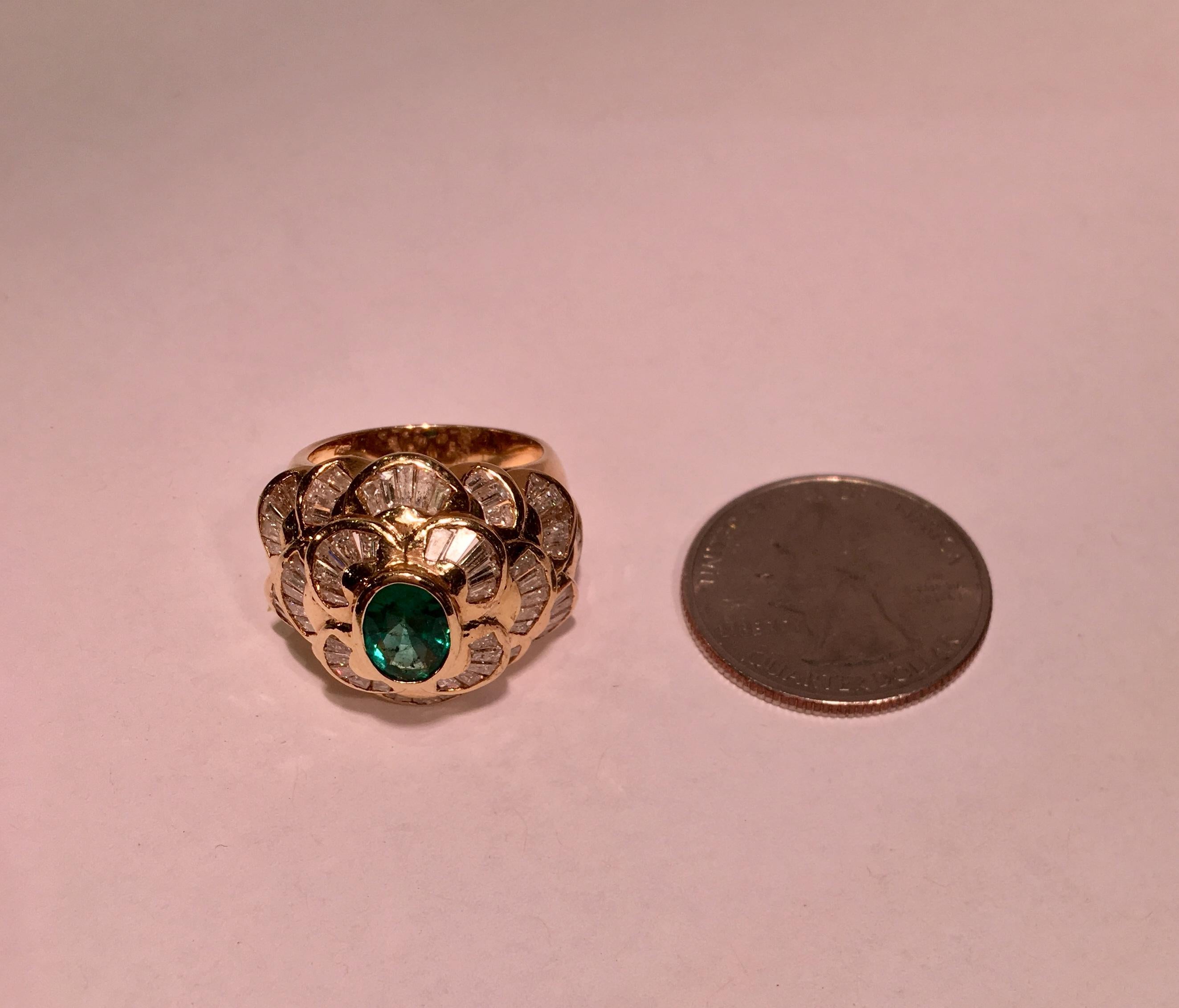 Sophisticated Oval Emerald and 3 Carat Diamonds Yellow Gold Cocktail Dome Ring 6