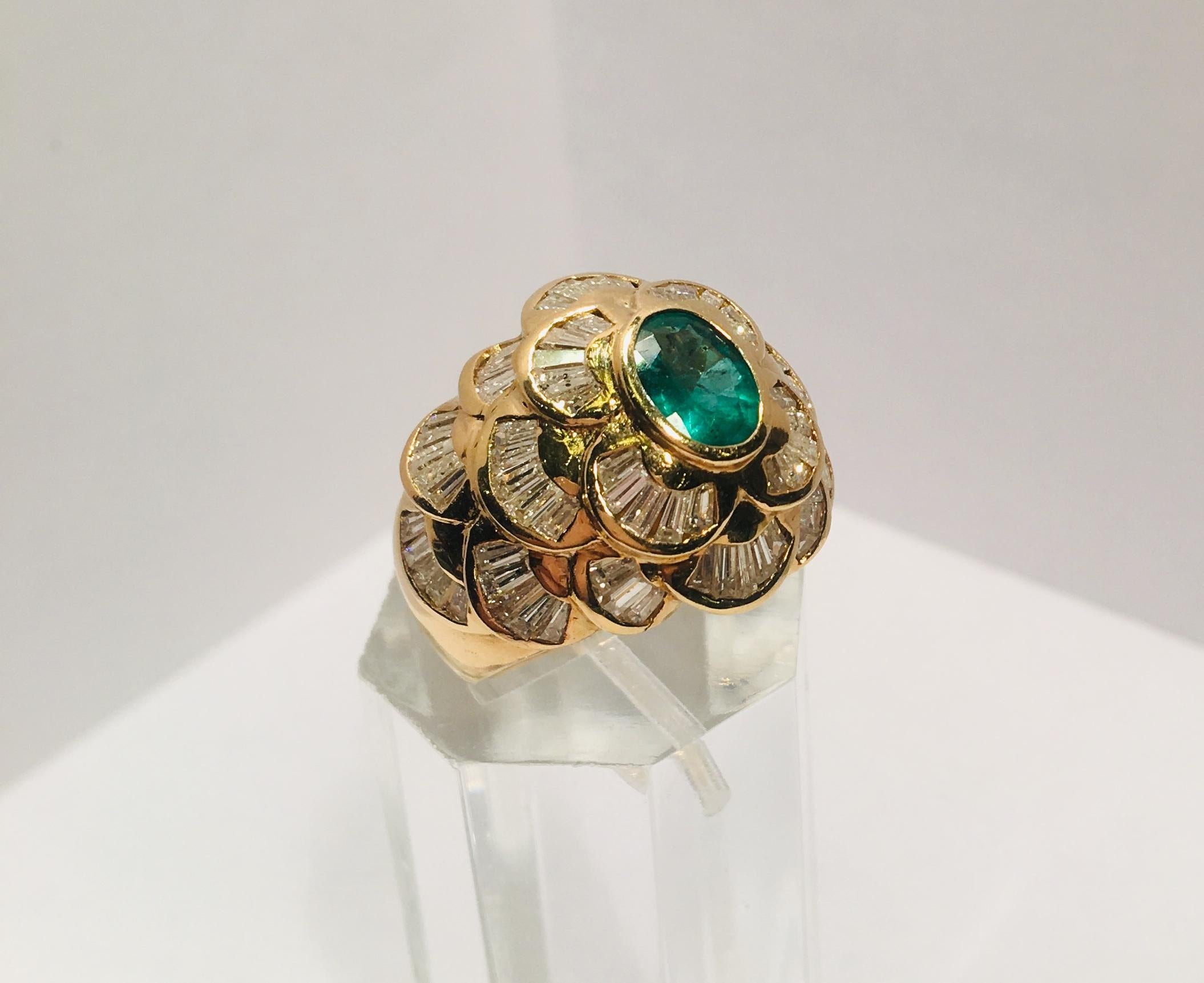 Women's Sophisticated Oval Emerald and 3 Carat Diamonds Yellow Gold Cocktail Dome Ring