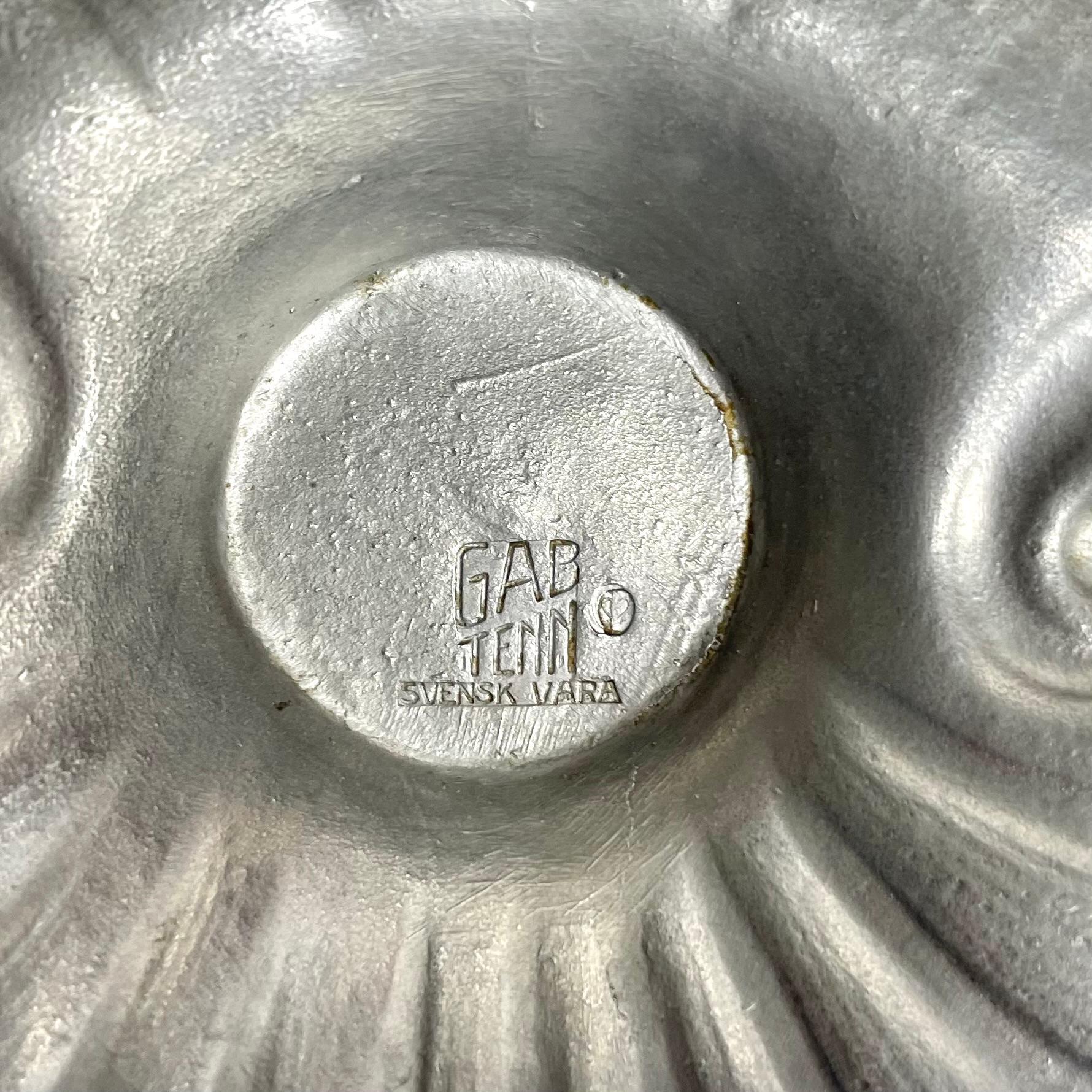 Sophisticated Pewter Serving Dish from GAB. Swedish Grace, from the 1920s For Sale 9
