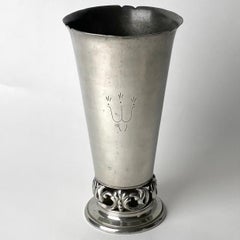 Vase sophistiqué Grace suédois daté de 1932