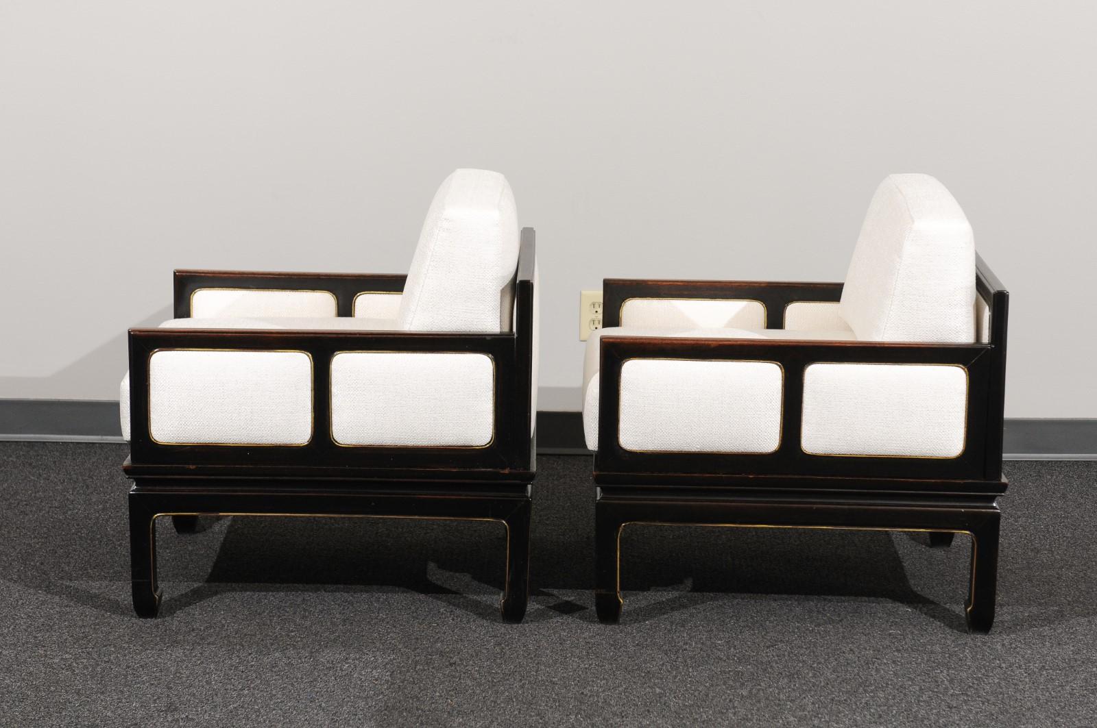 Sophisticated Restored Pair of Lounge Chairs by Baker Furniture, circa 1960 For Sale 5
