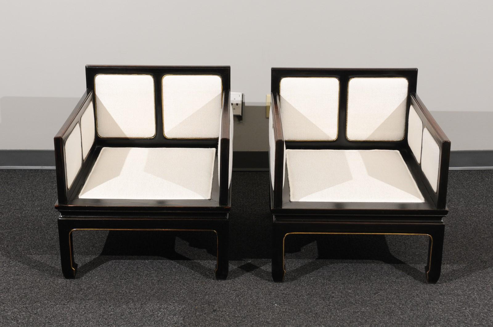 Sophisticated Restored Pair of Lounge Chairs by Baker Furniture, circa 1960 For Sale 9