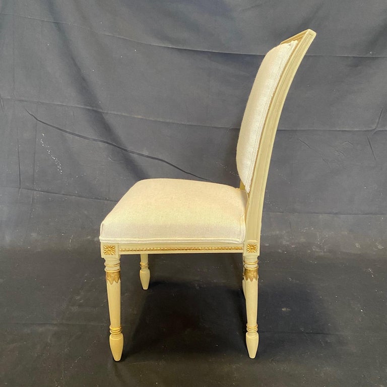 Sophisticated Set of Four 19th Century French Neoclassical Side Dining Chairs For Sale 3
