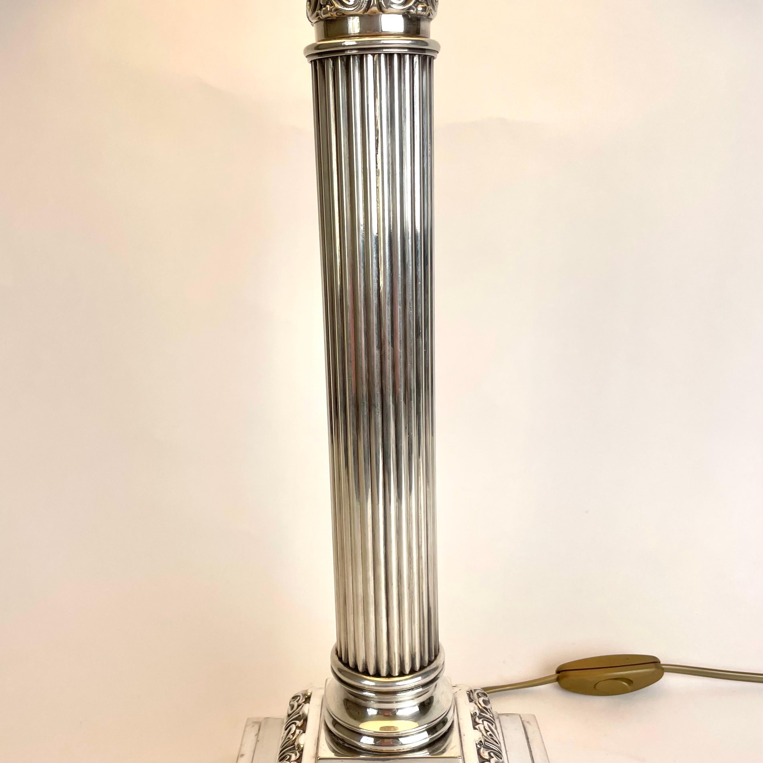 Silver Plate Sophisticated silver-plated Table Lamp with Classic column, late 19th Century For Sale
