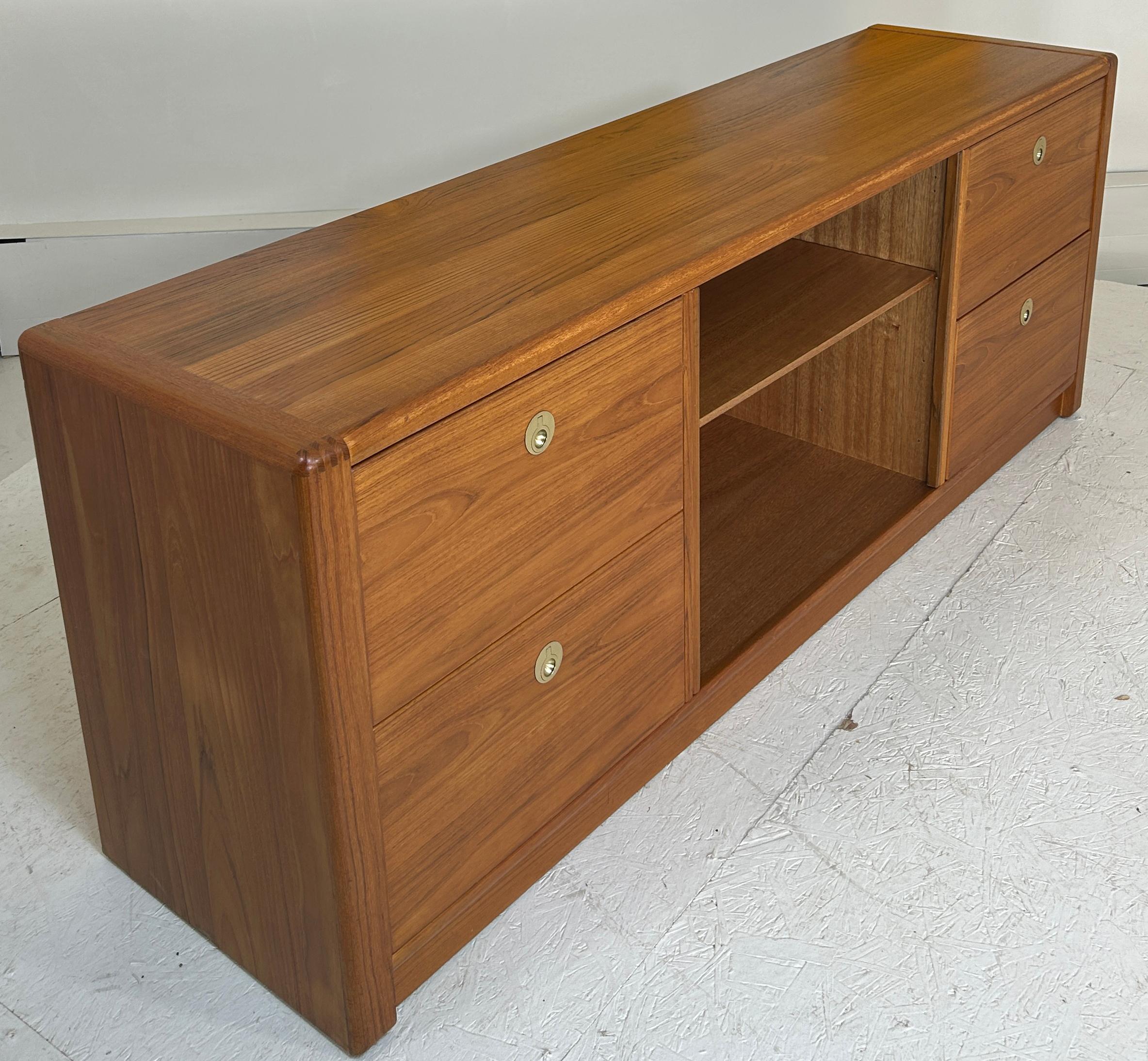 Sophisticated Teak Credenza For Sale 2