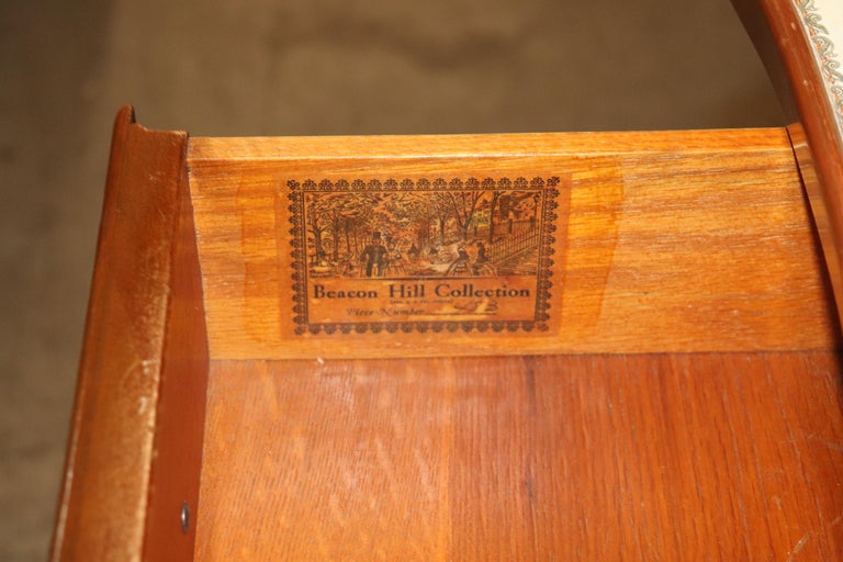 Sophisticated White Embossed Leather Top Walnut French Louis XV Style Desk For Sale at 1stDibs