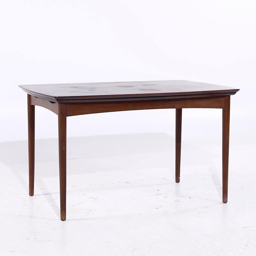 Sorø Stolefabrik Table de salle à manger extensible en palissandre danois du milieu du siècle Bon état - En vente à Countryside, IL
