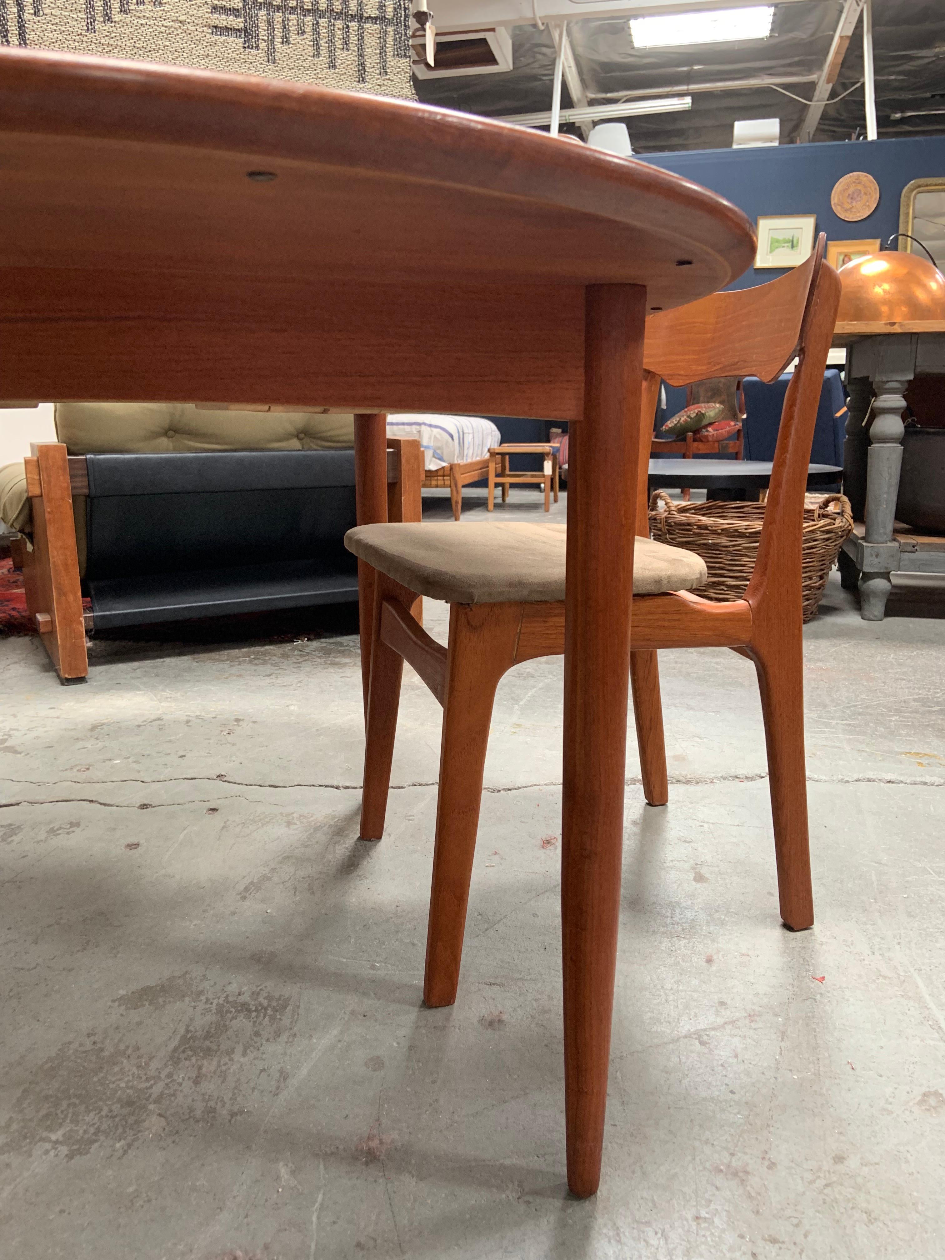 Sorø Stolefabrik Mid-Century Dining Set with Chairs In Good Condition In Los Angeles, CA