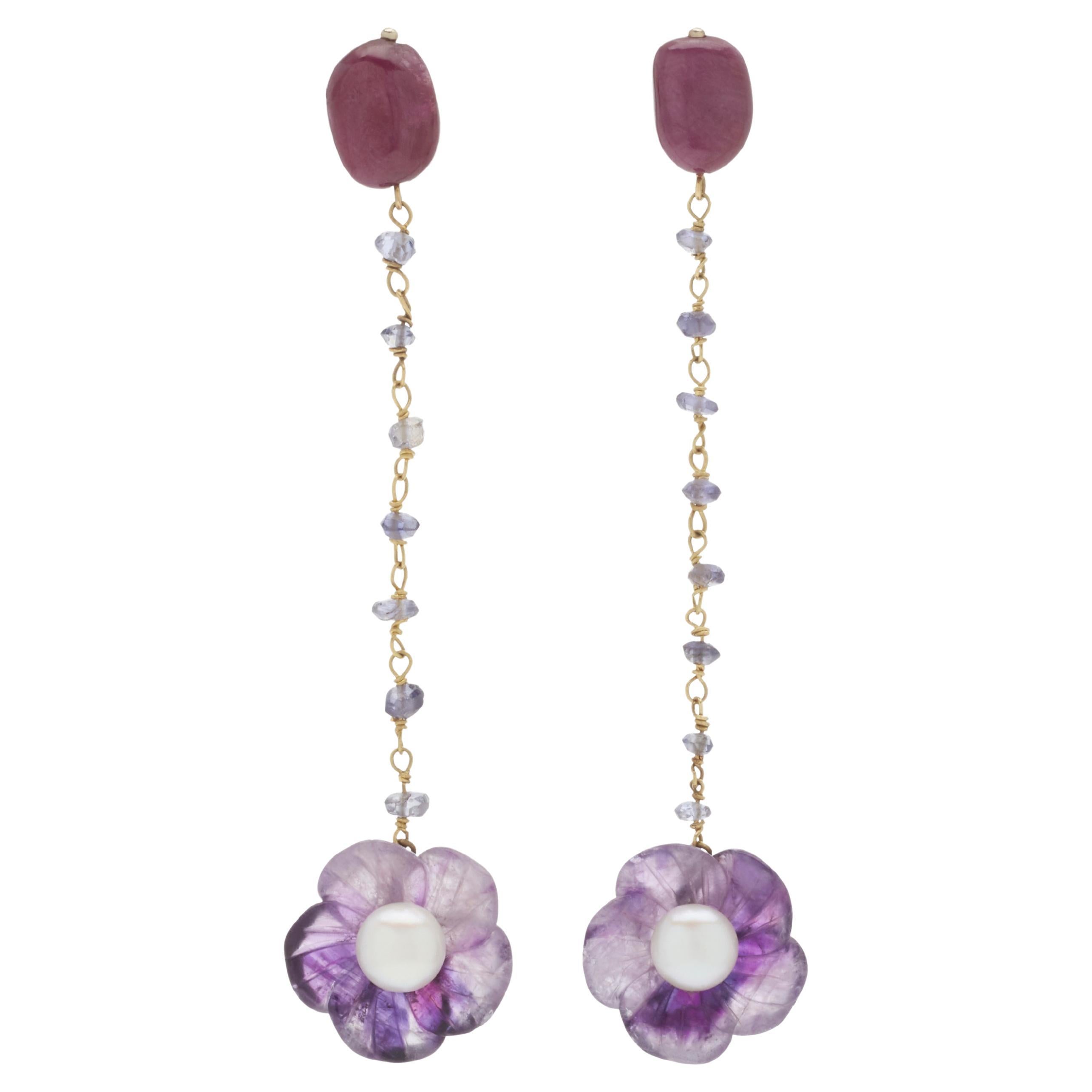 Sorab & Roshi - Boucles d'oreilles rubis avec fleur d'améthyste et perle au centre