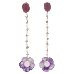 Sorab & Roshi - Boucles d'oreilles rubis avec fleur d'améthyste et perle au centre