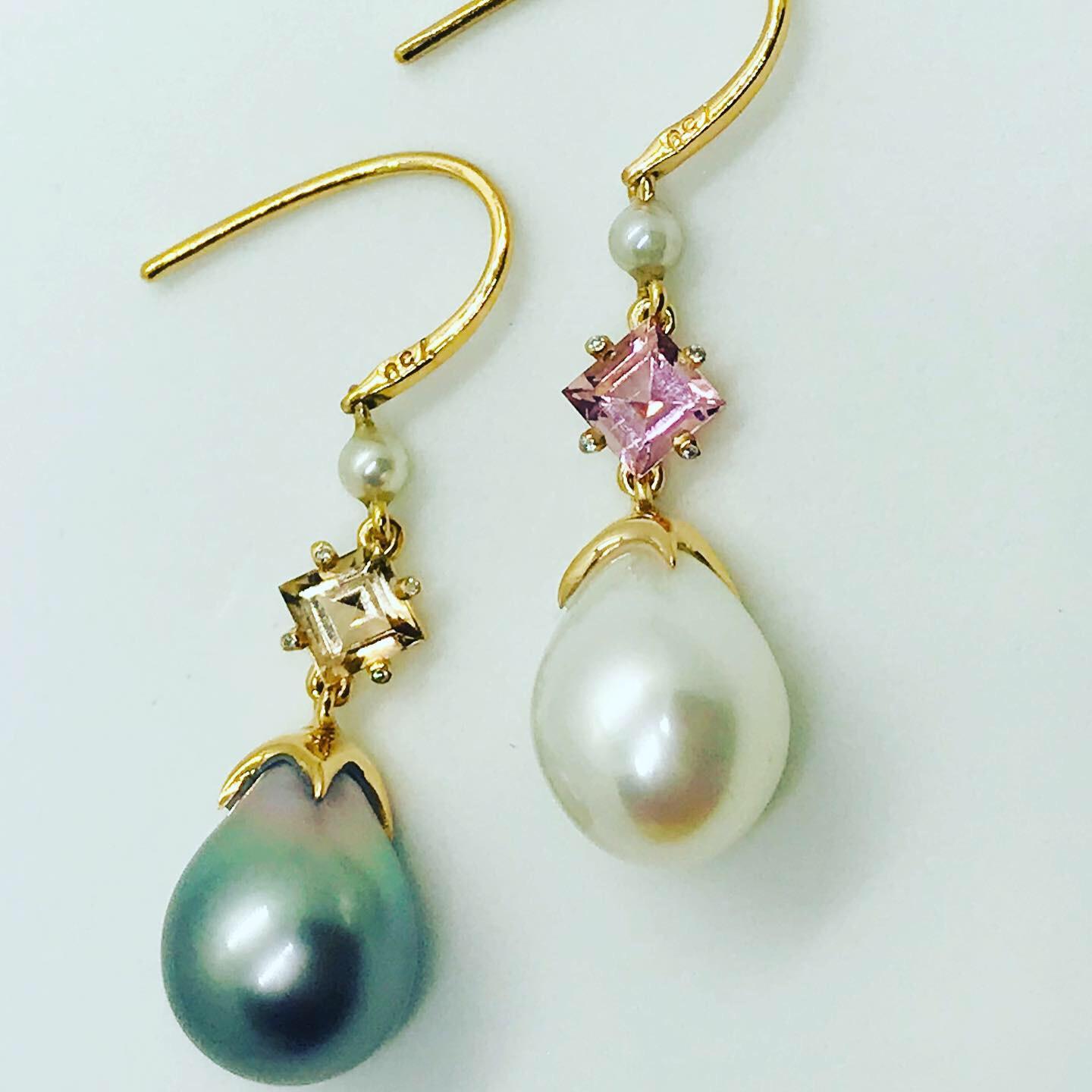 Baroque Soraya 18 Karat Gold, Pink and Golden Tourmalines, Diamonds and Pearls Earrings For Sale