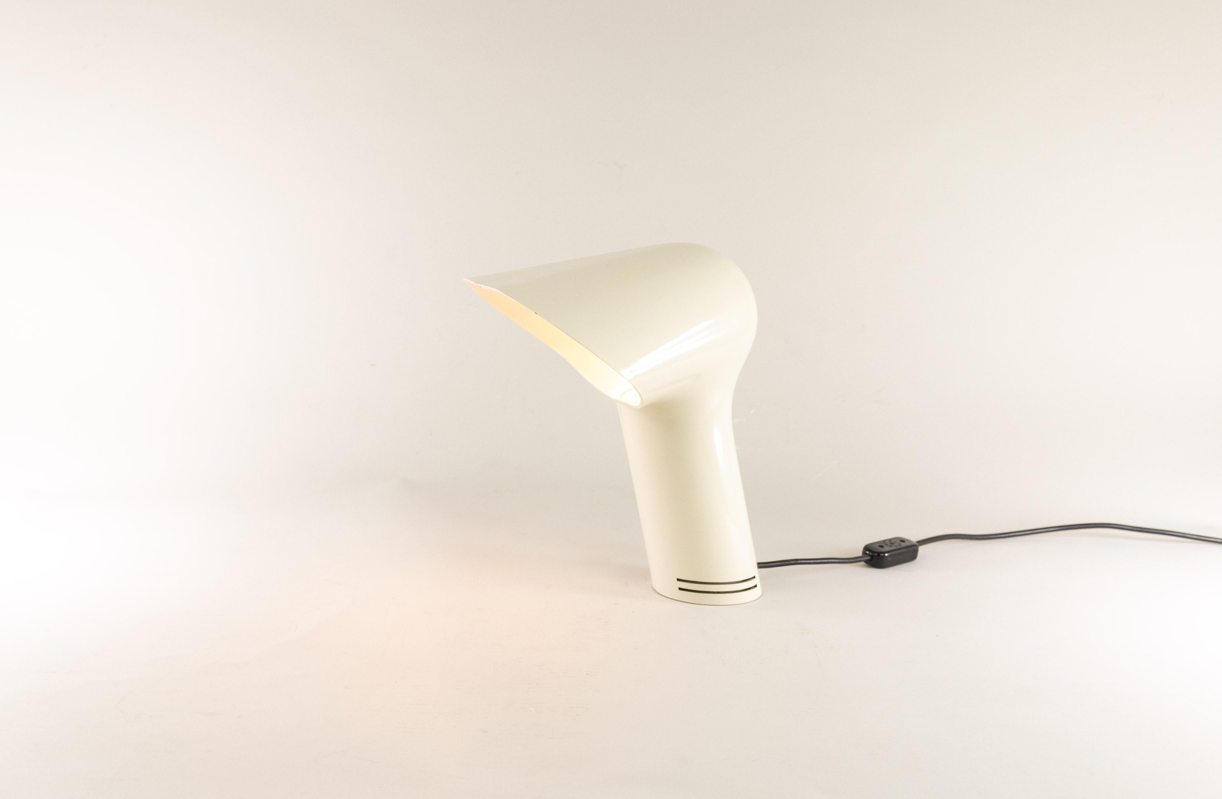 Space Age lamp Sorella produced by Harvey Guzzini and designed by their internal design team in 1971.

The lamp is made of molded ABS plastic and has a cast iron in the base used as a counterbalance. It is in very good vintage condition.

Sorella