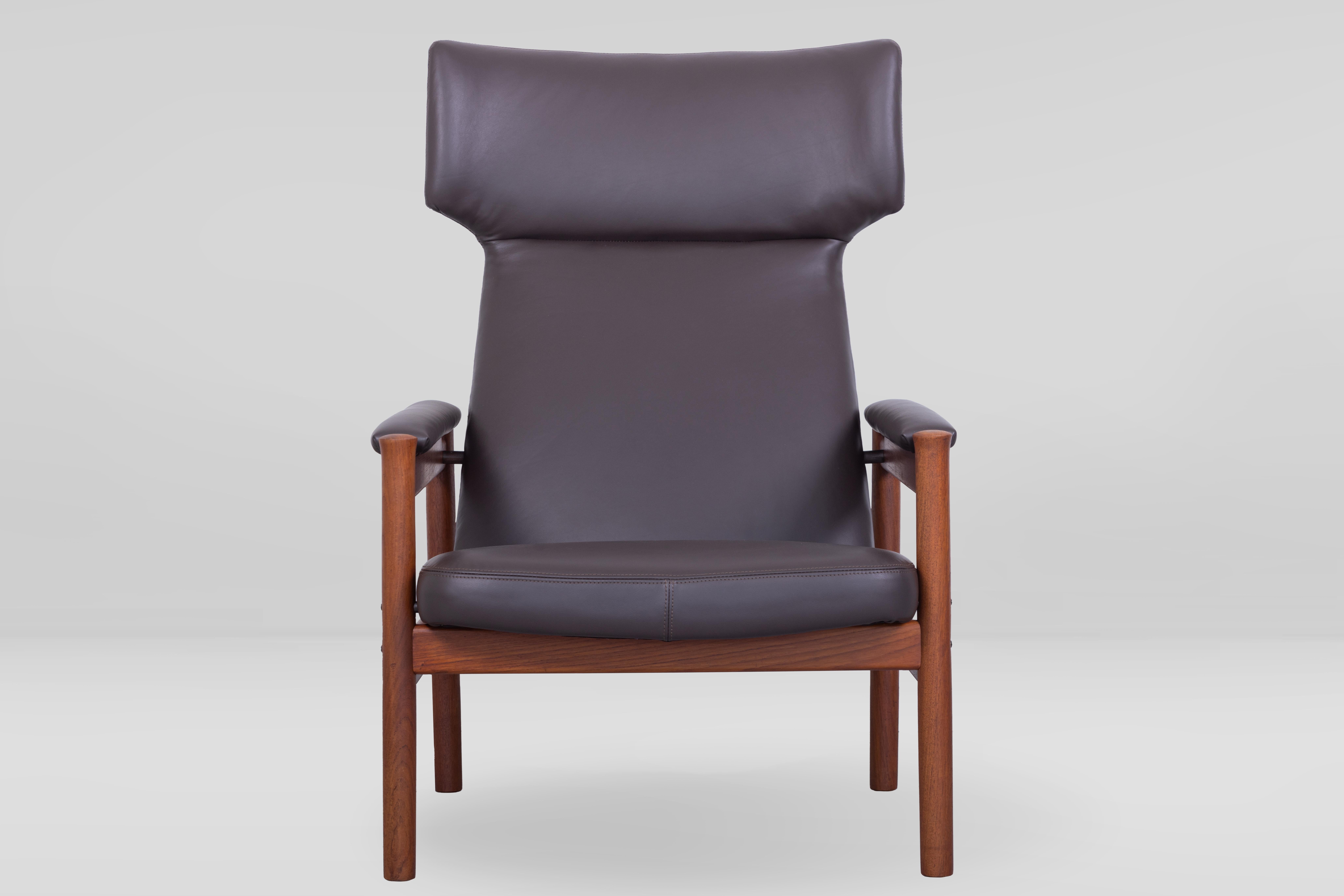 Soren Hansen Wingback Chair Model 4365, Denmark 1960s In Good Condition For Sale In Torino, Piemonte