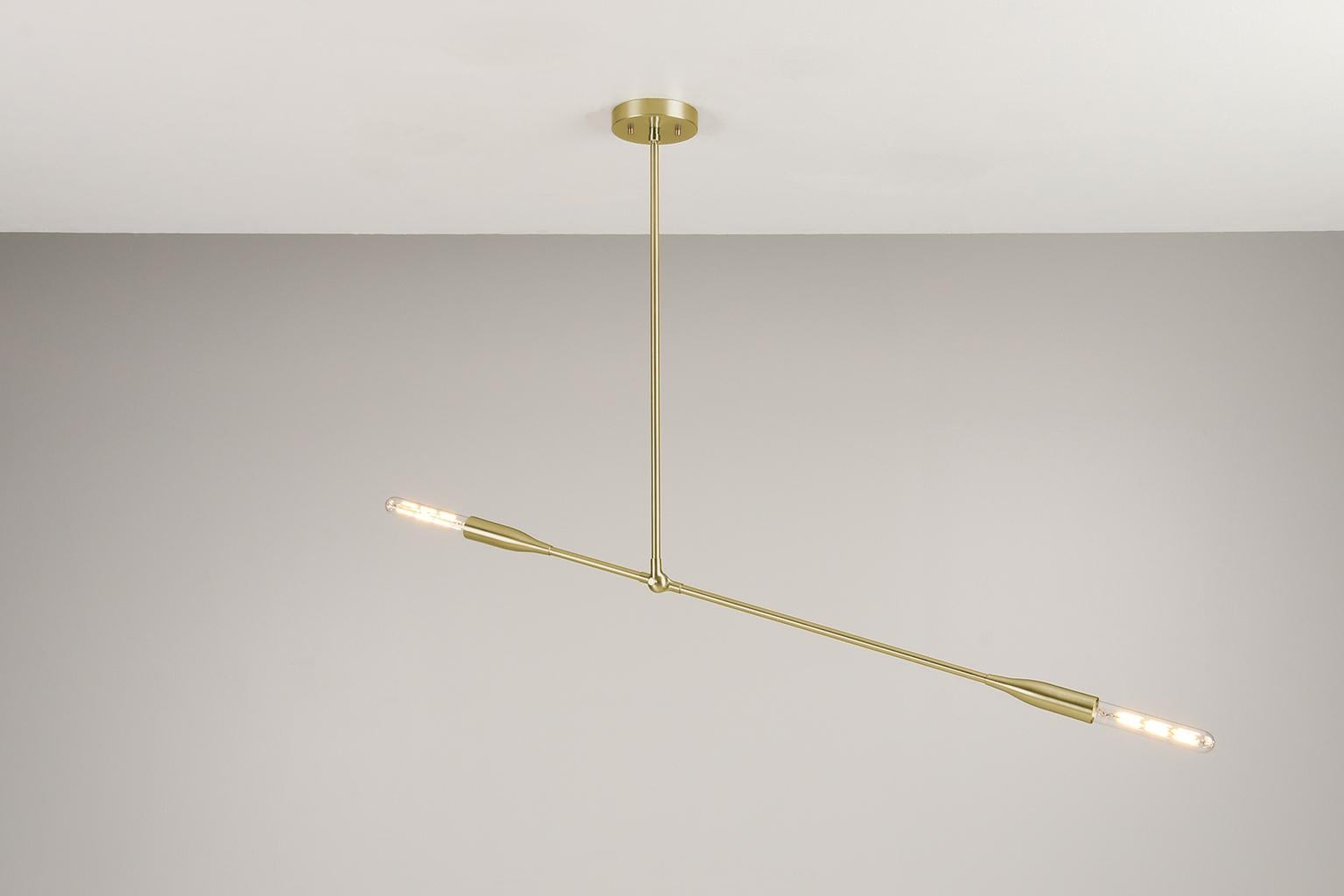 Mid-Century Modern Lampe à suspension moderne Sorenthia par Studio Dunn  en vente