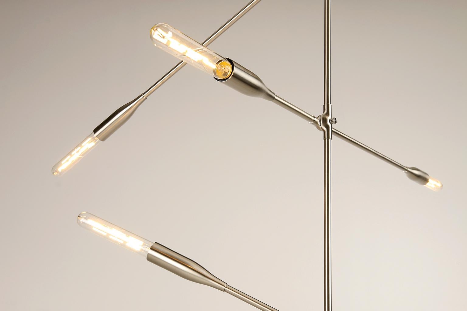 Luminaire contemporain à trois bras Sorenthia, fabriqué sur-mesure par le Studio DUNN en vente 1