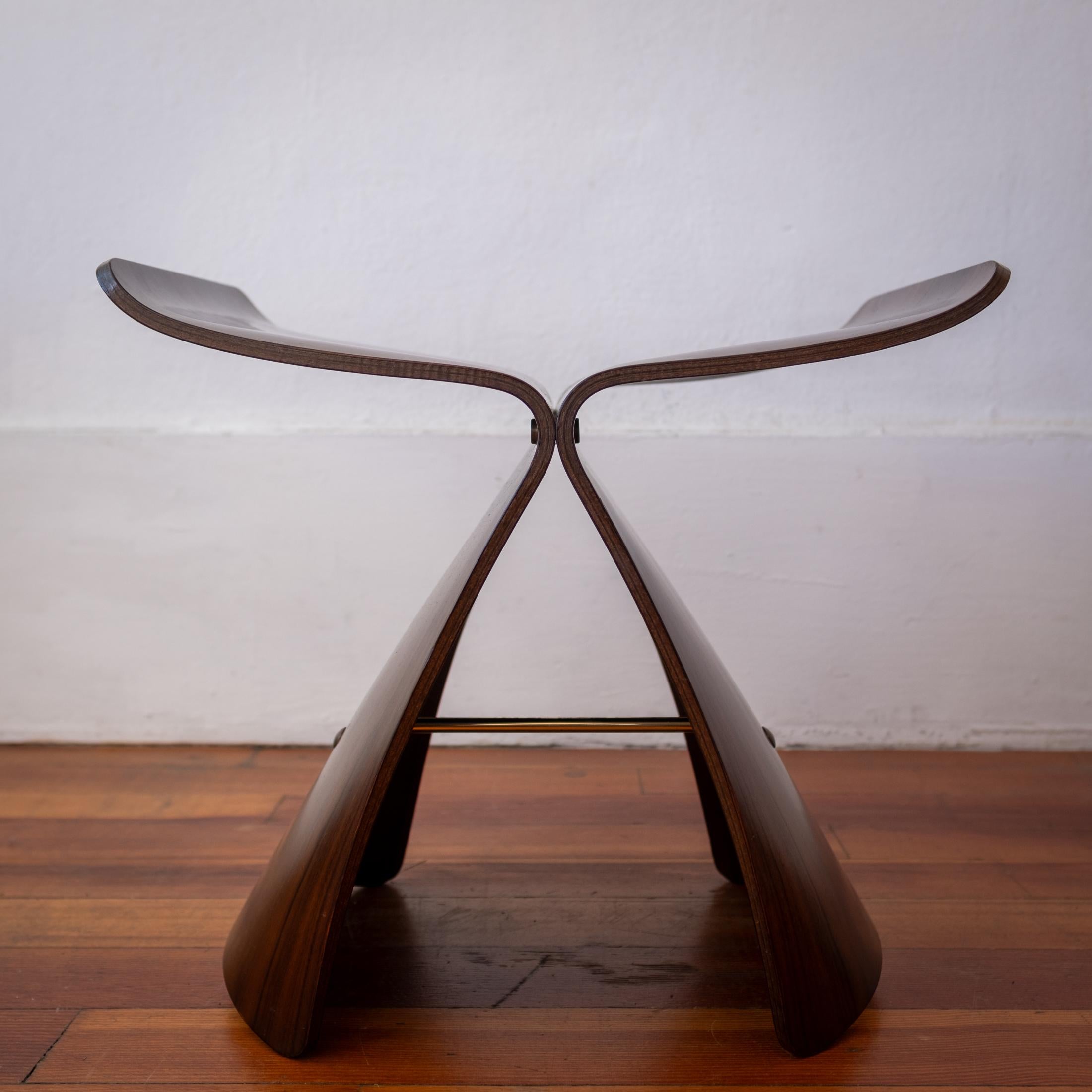 Sori Yanagi Butterfly Stool Rosewood Brass In Good Condition In San Diego, CA