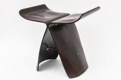 Sori Yanagi Taburete mariposa vintage de palisandro y latón
