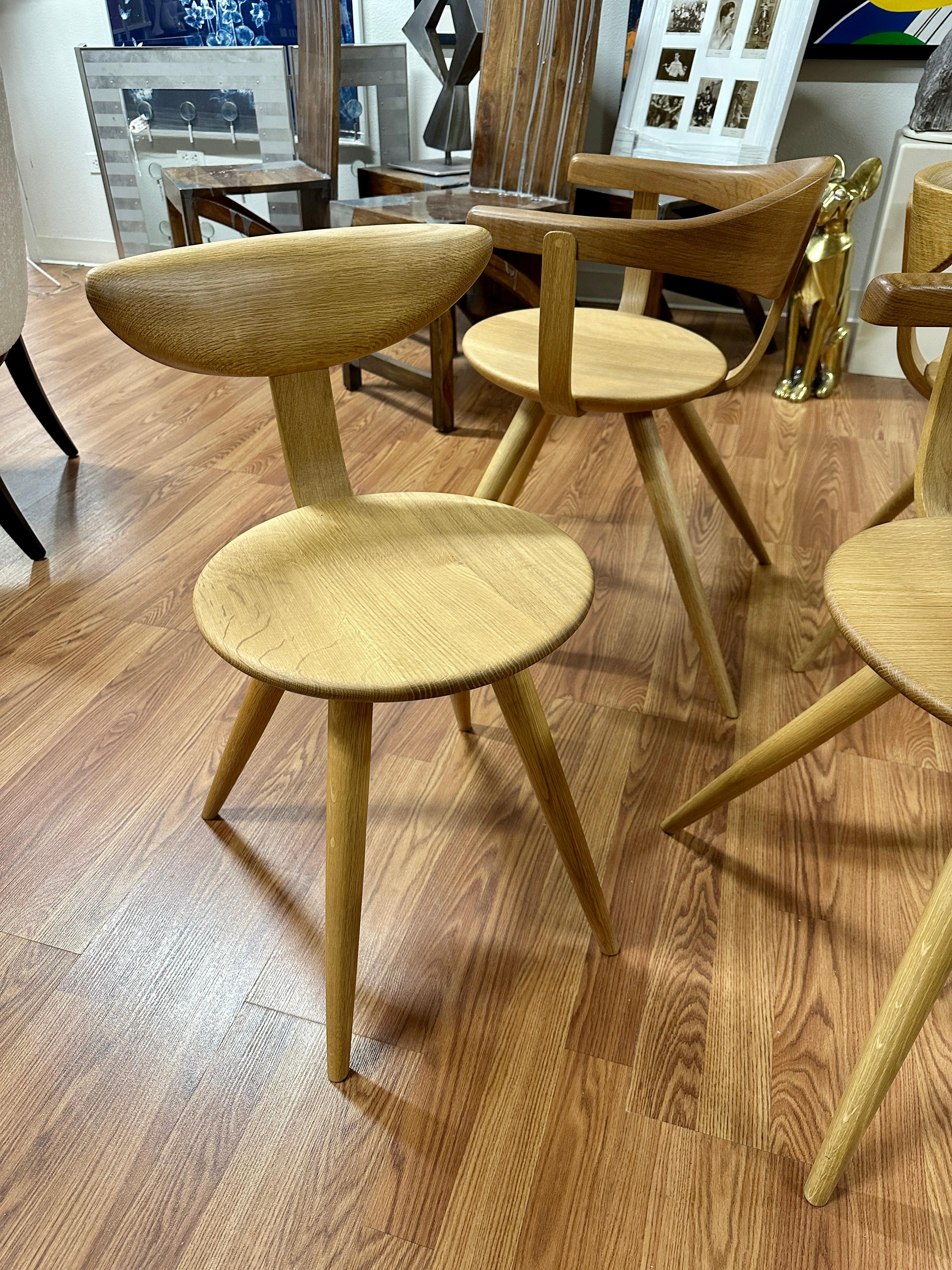 Sori Yonagi für Hida Tisch und Stühle aus gebleichter Eiche, Reissue 2022 im Zustand „Gut“ im Angebot in Palm Springs, CA