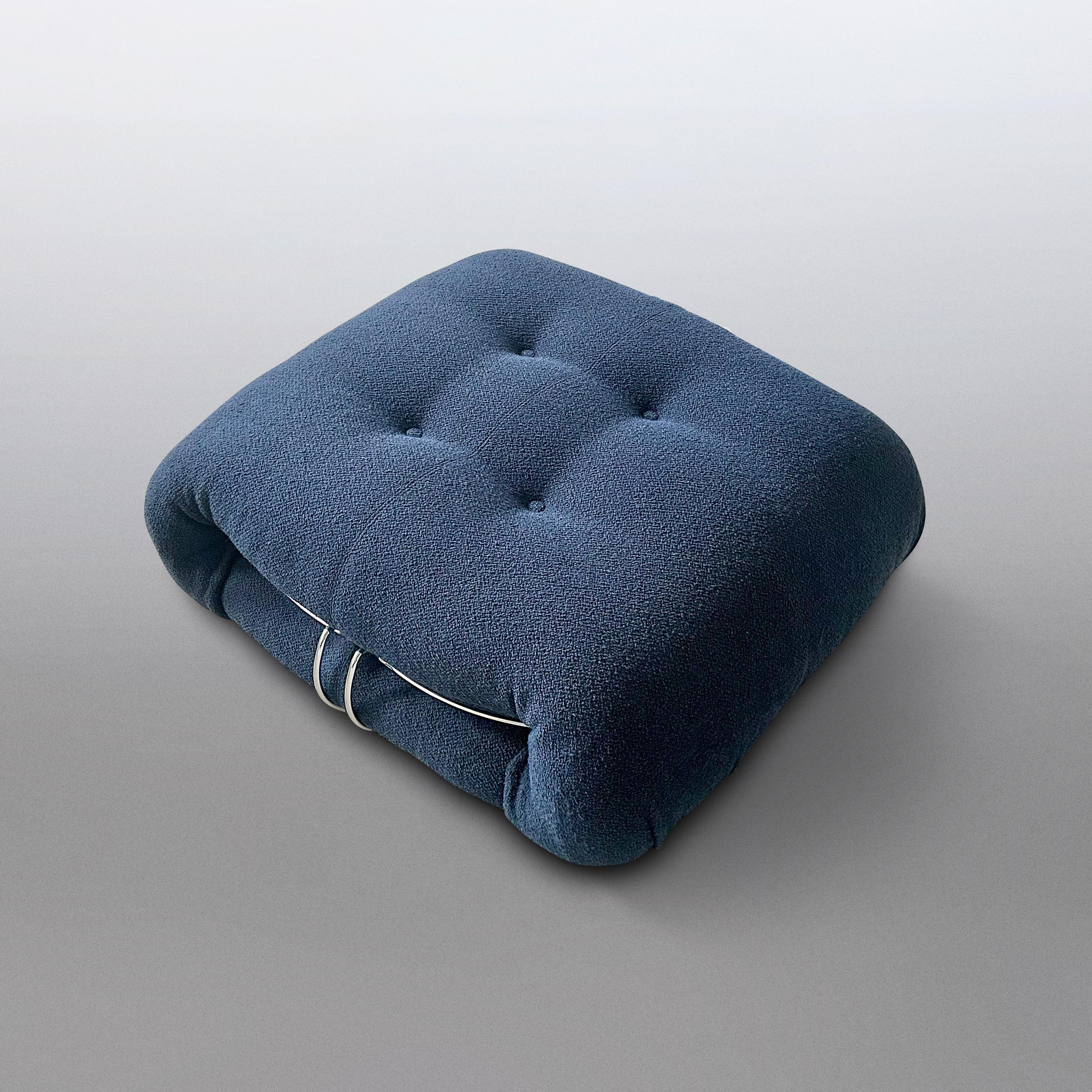 Soriana 2 seater sofa and ottoman by Tobia & Afra Scarpa for Cassina For Sale 3