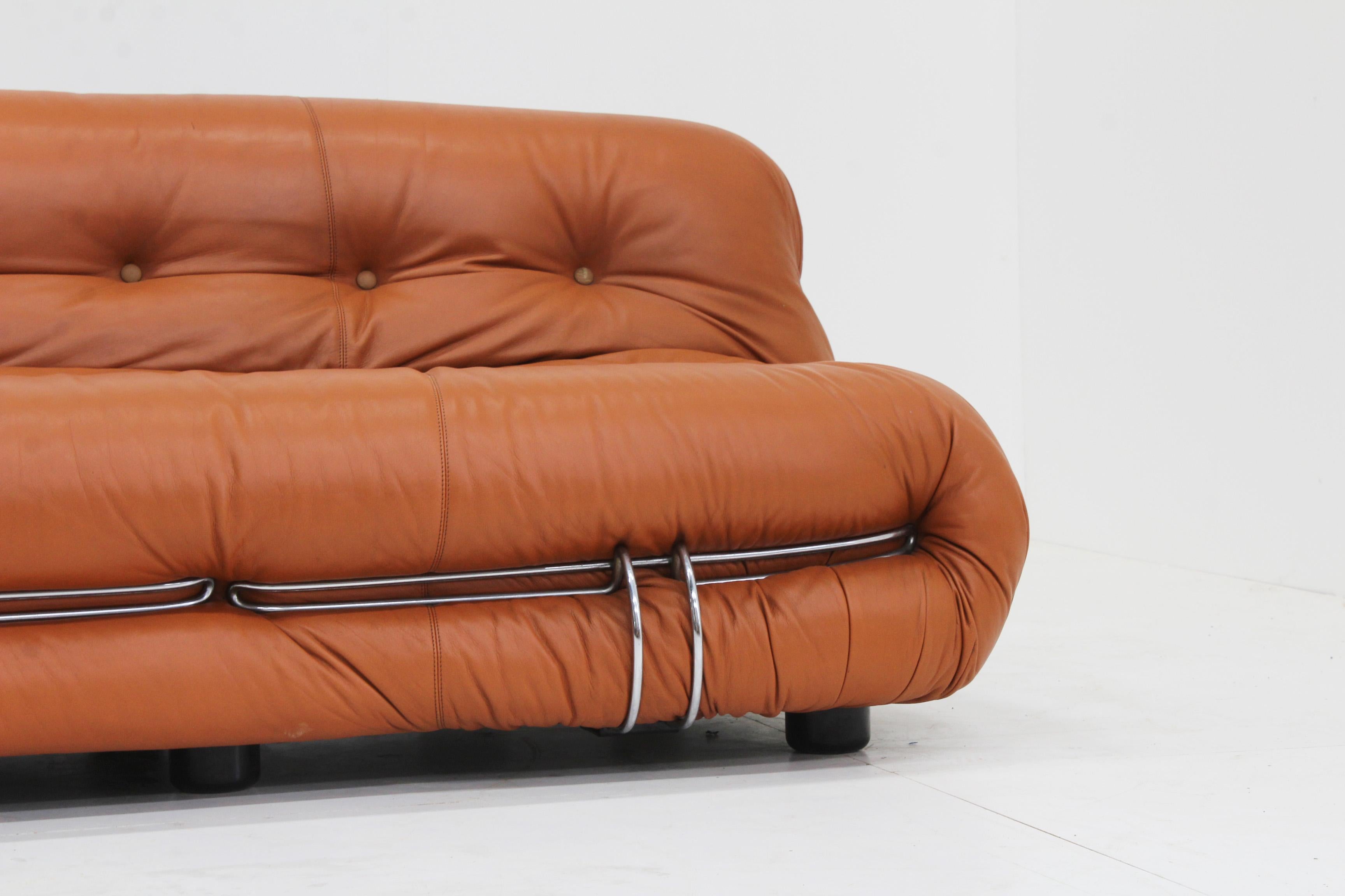 Soriana 4 seater sofa by Afra & Tobia Scarpa for Cassina in cognac leather For Sale 5