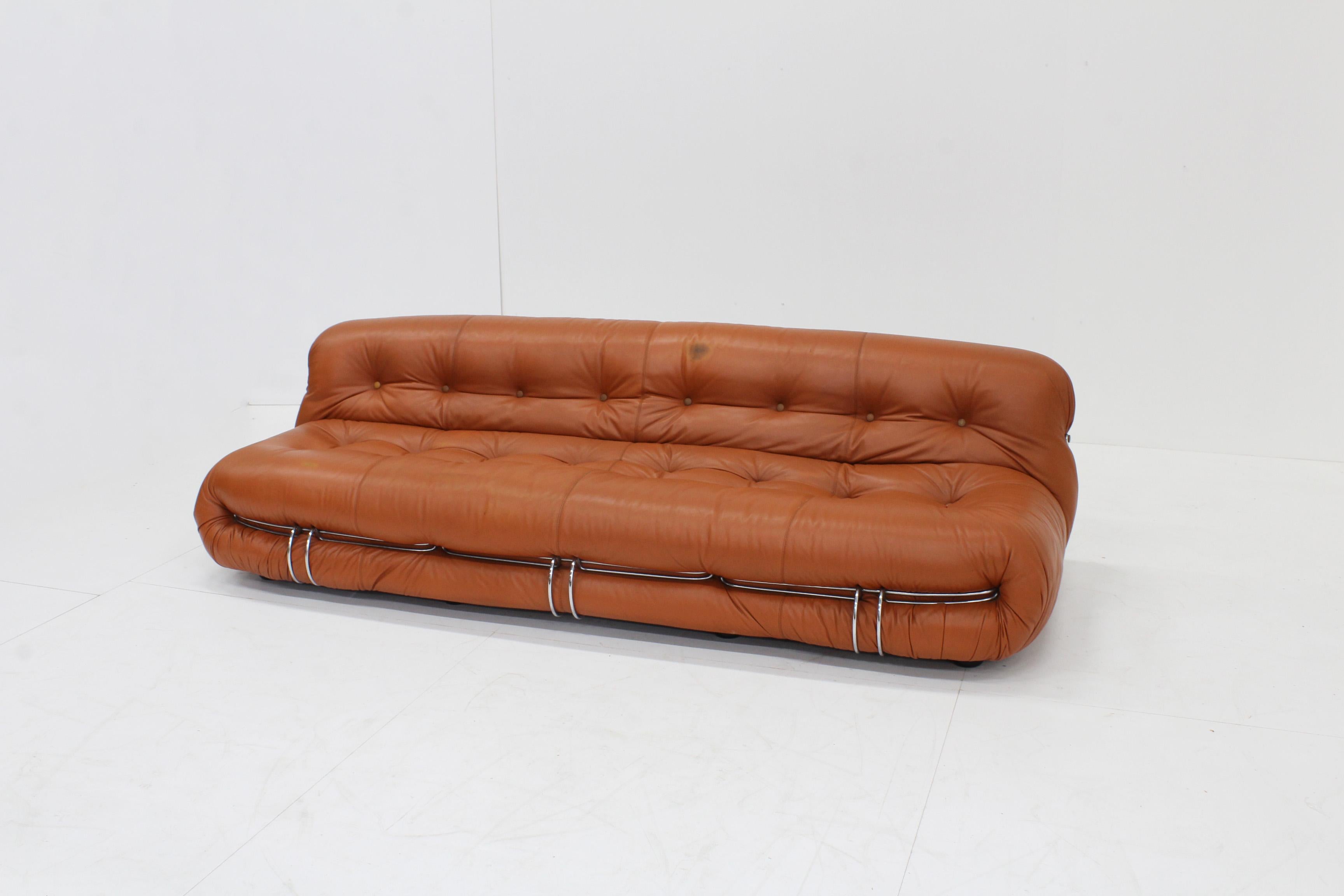 Soriana 4 seater sofa by Afra & Tobia Scarpa for Cassina in cognac leather For Sale 11