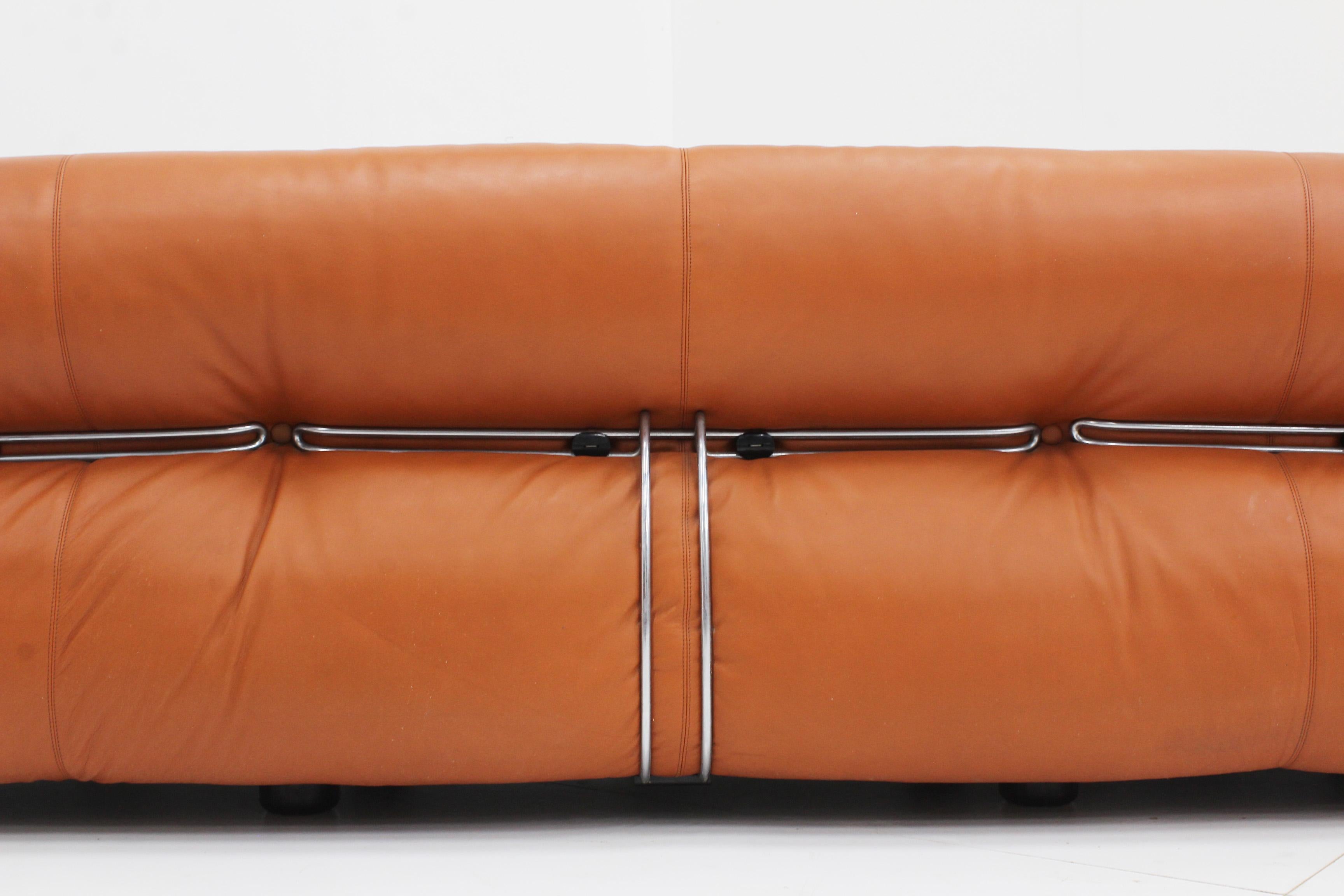 Soriana 4 seater sofa by Afra & Tobia Scarpa for Cassina in cognac leather In Good Condition For Sale In OSS, NB