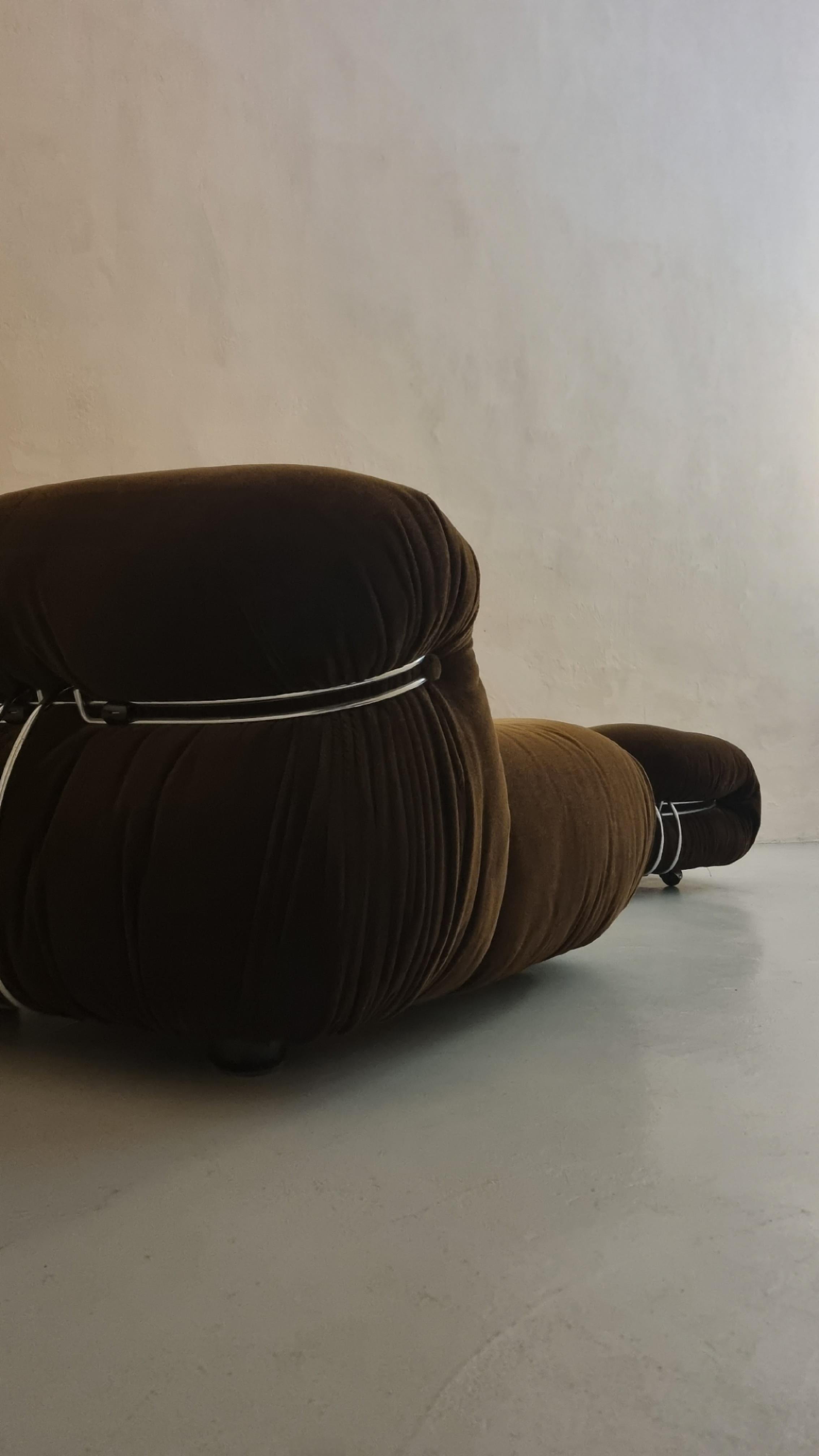 Fauteuil et pouf Soriana conçus par  Afra et Tobia Scarpa pour Cassina 1969 en vente 1