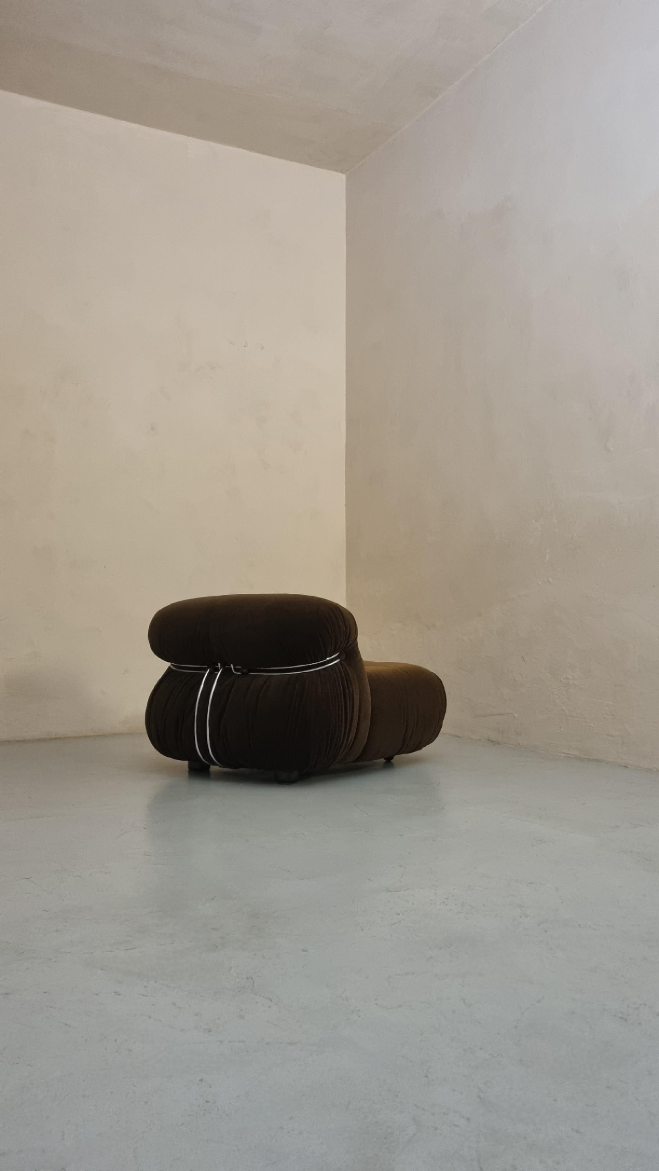 Mid-Century moderno La poltrona Soriana è stata progettata da  Afra & Tobia Scarpa per Cassina 1969 in vendita