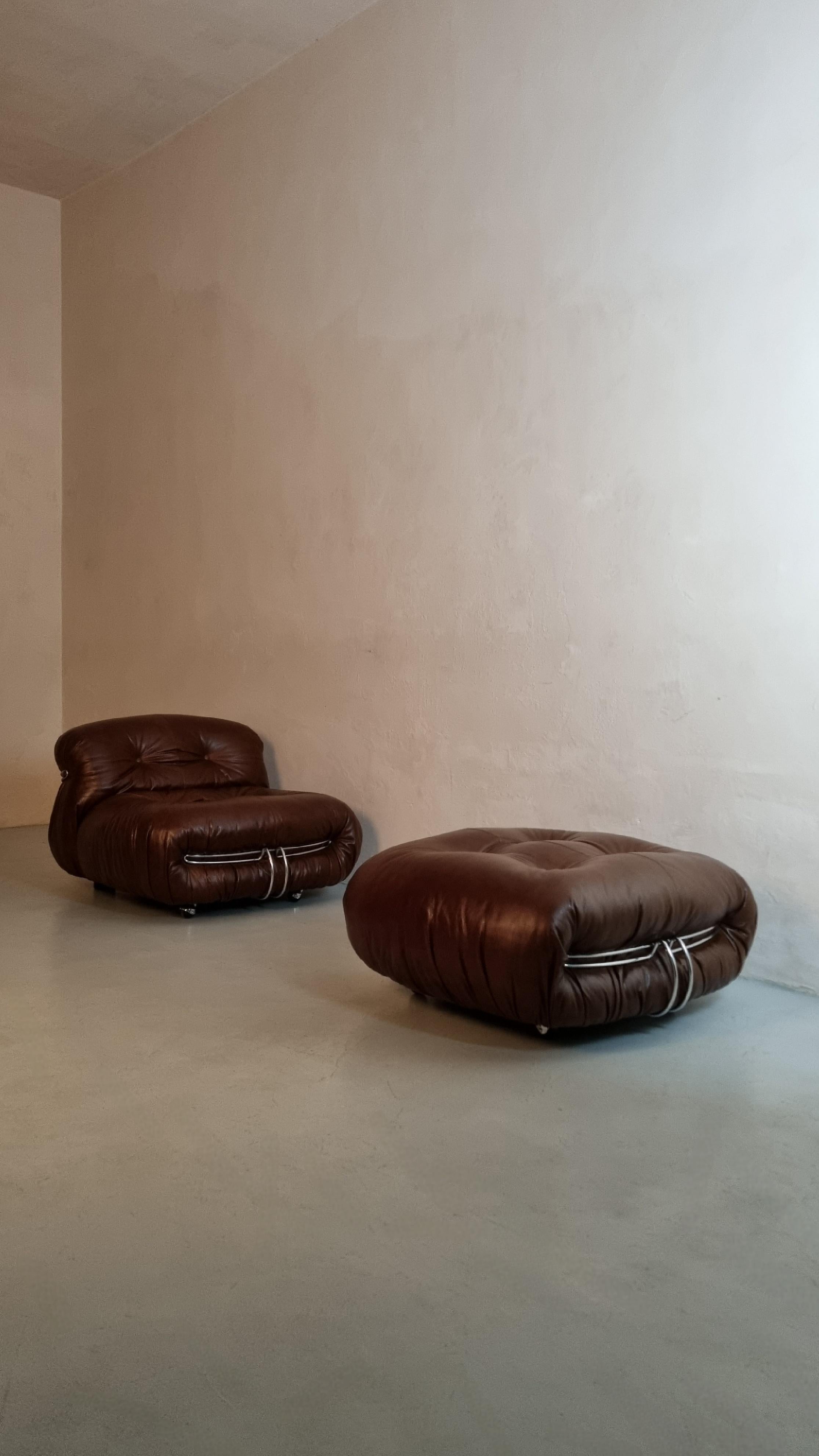 Mid-Century Modern Fauteuils et repose-pieds Soriana par  Afra et Tobia Scarpa pour Cassina 1969 en vente