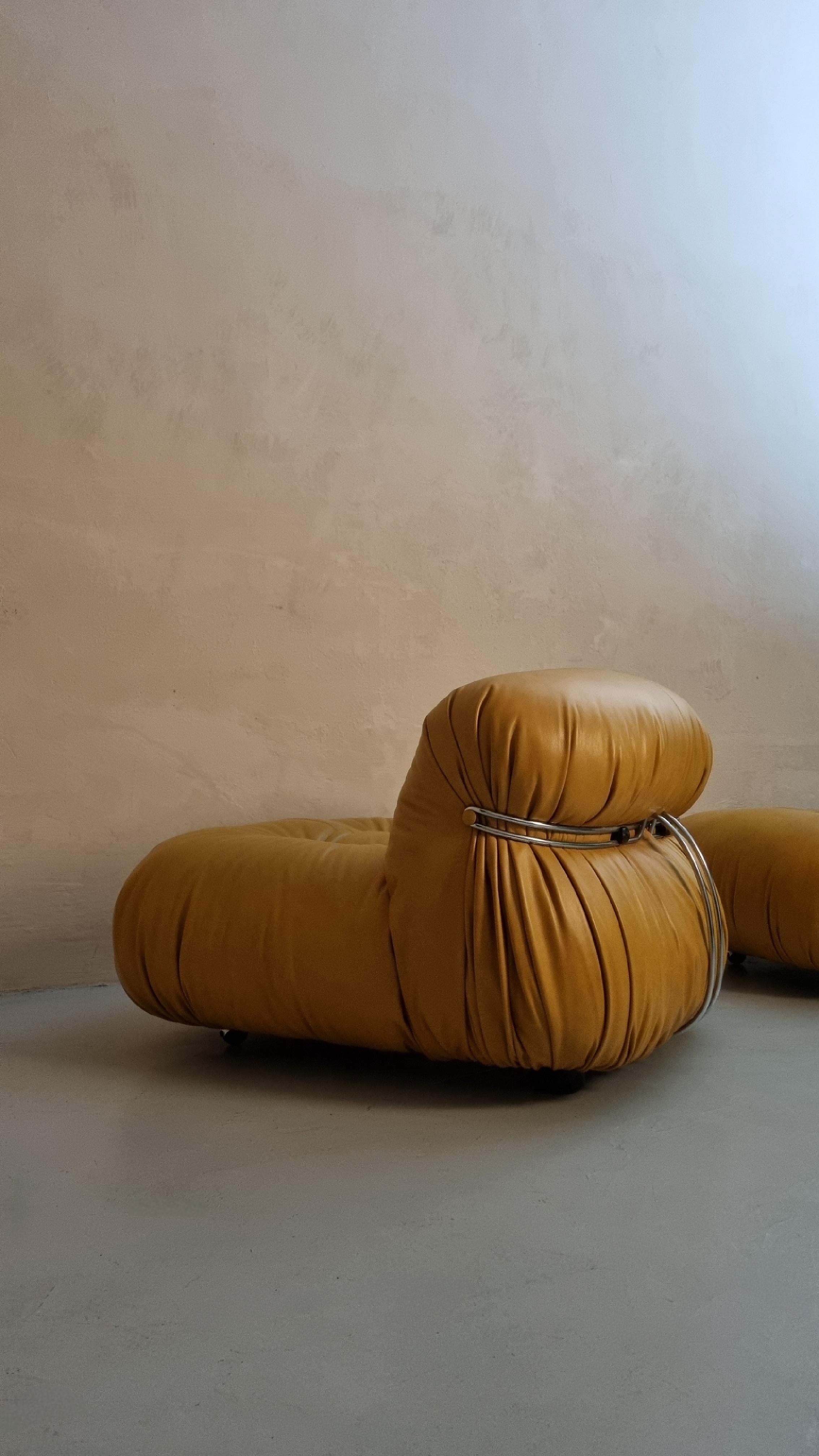 Poltrone e poggiapiedi Soriana di  Afra & Tobia Scarpa per Cassina 1969 In condizioni ottime in vendita a Arezzo, Italy