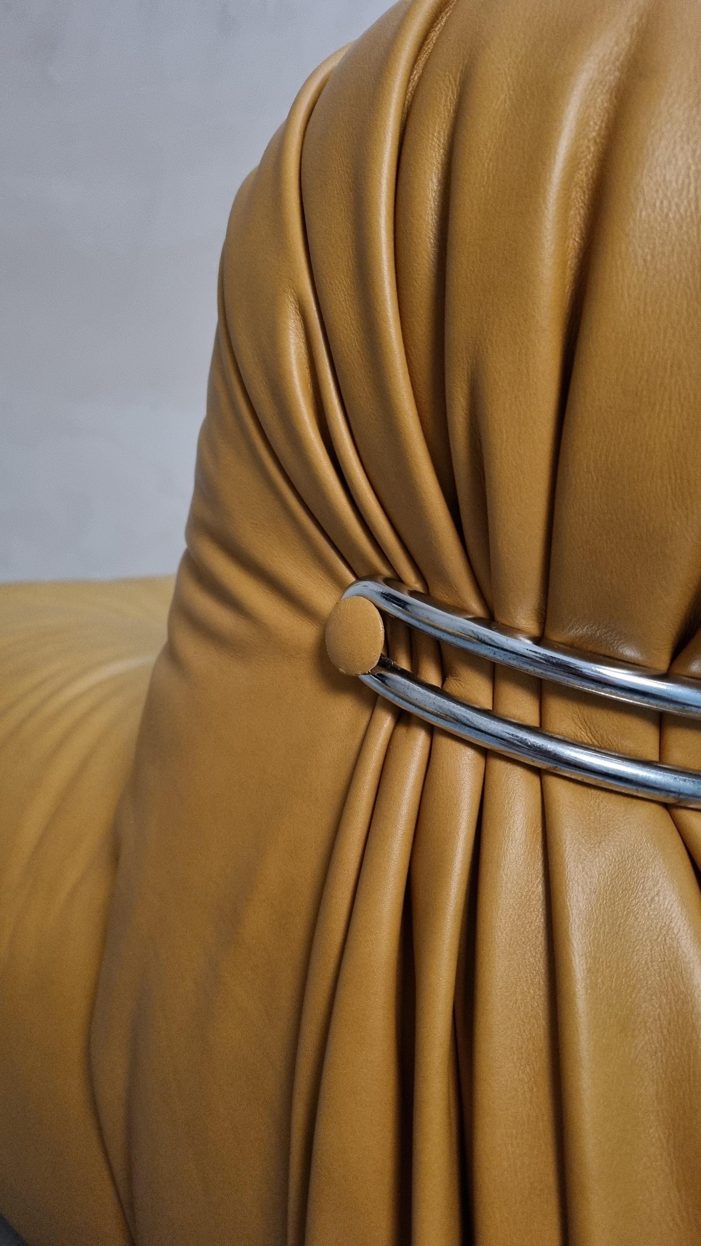 Metallo Poltrone e poggiapiedi Soriana di  Afra & Tobia Scarpa per Cassina 1969 in vendita
