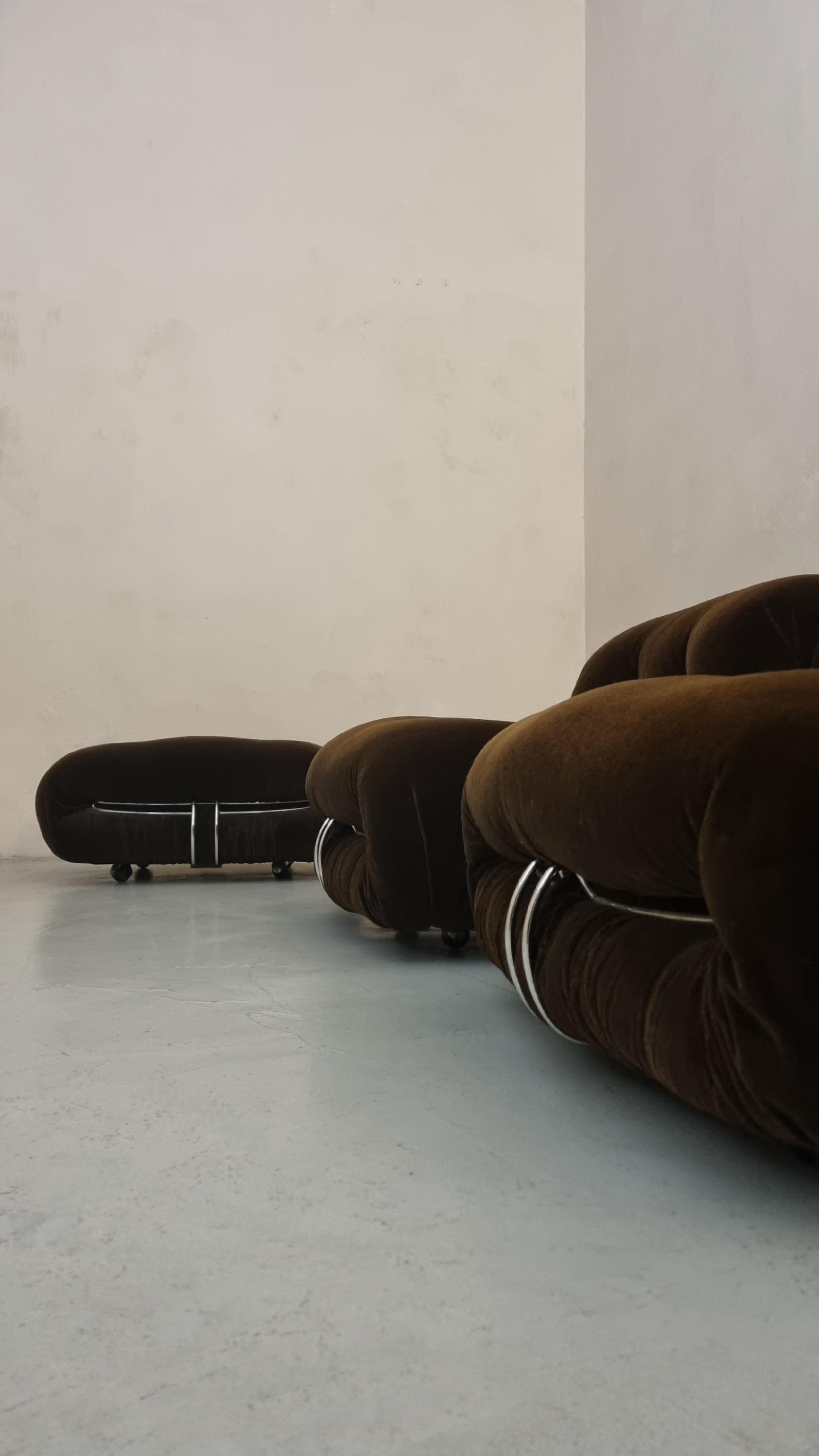 italien Fauteuils et pouf Soriana conçus par  Afra et Tobia Scarpa pour Cassina 1969 en vente