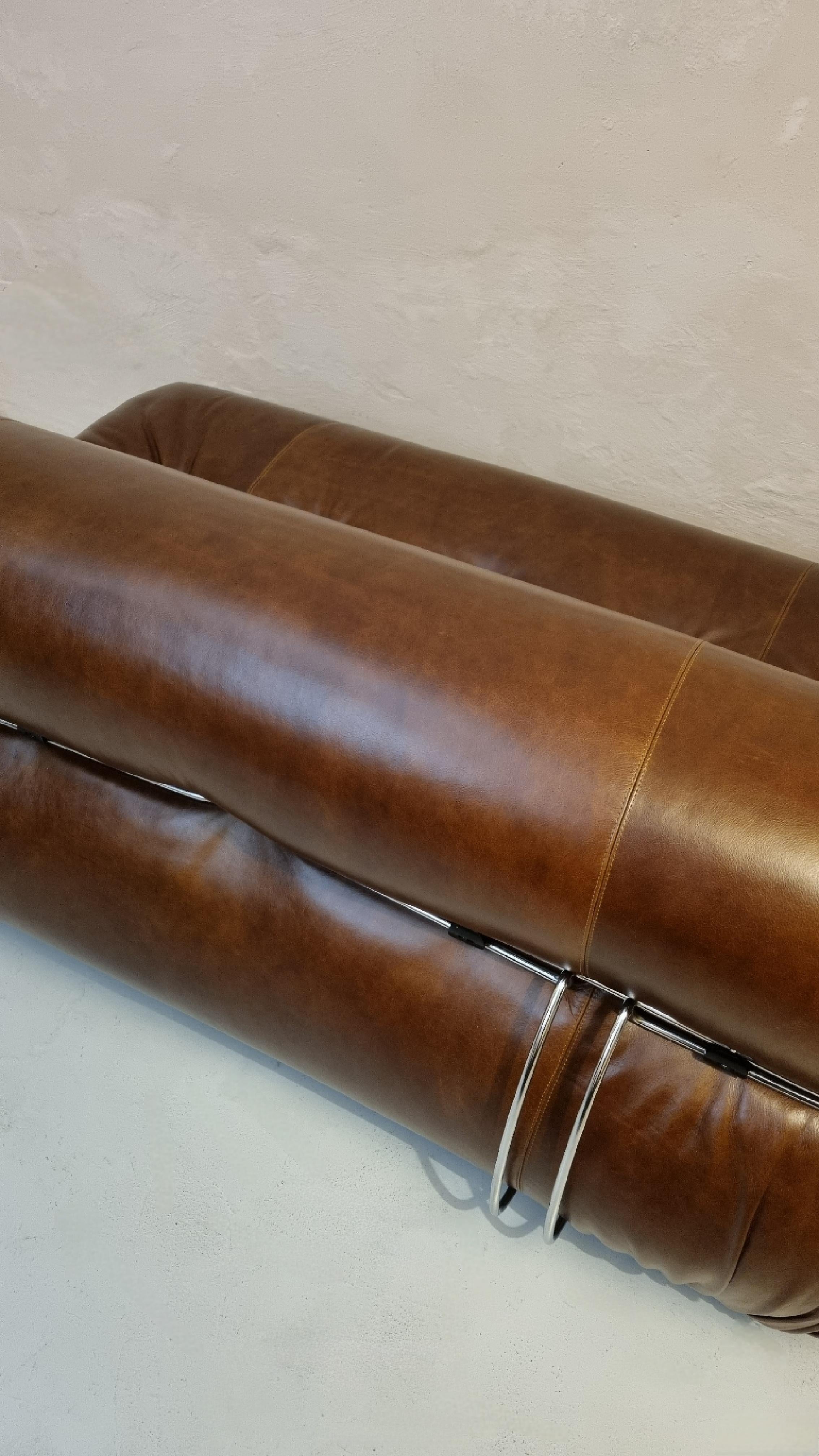 Milieu du XXe siècle Soriana par  Afra et Tobia Scarpa pour Cassina 1969 en vente