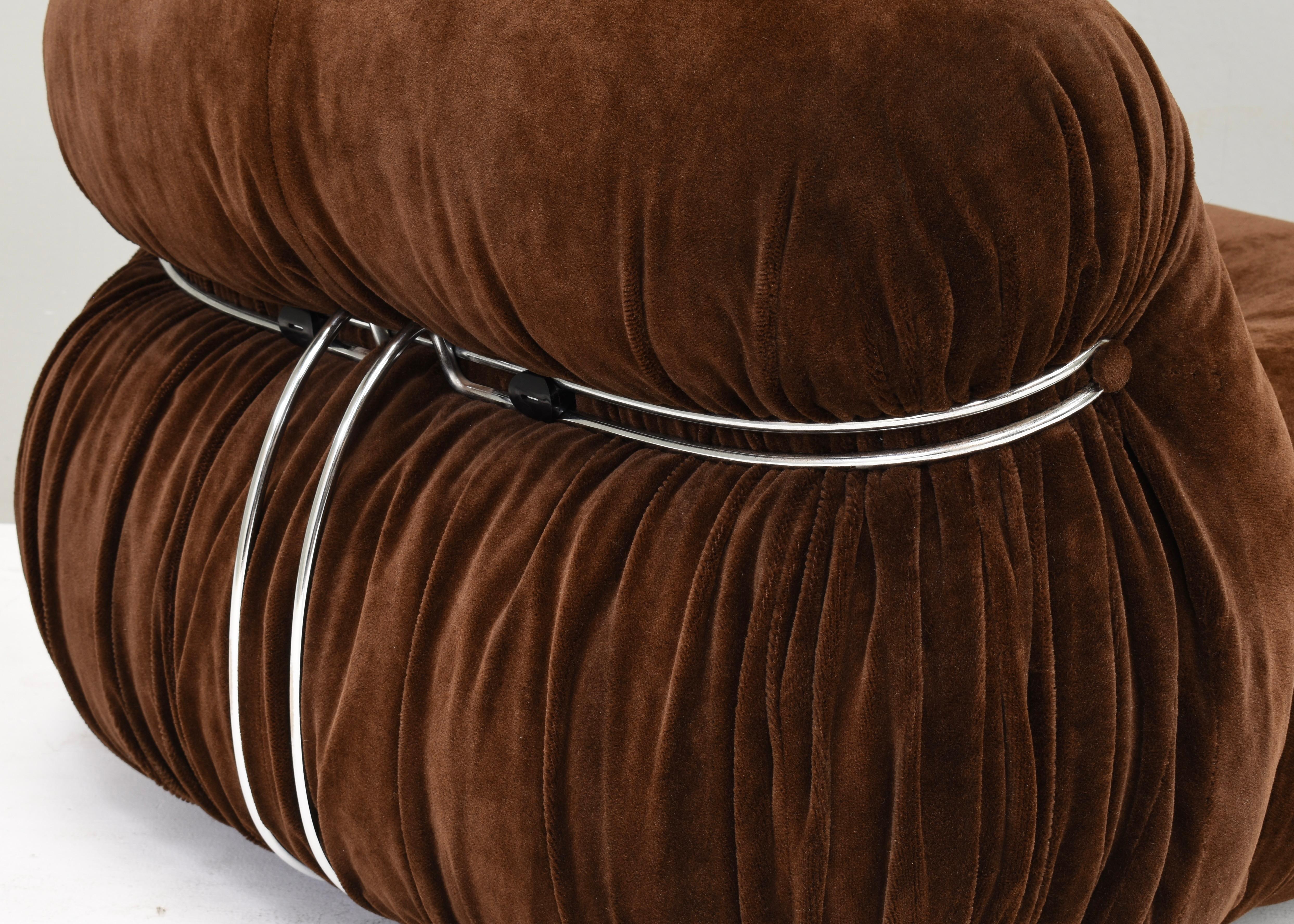 Silla Soriana de Scarpa en mohair original marrón chocolate - Cassina, años 60 en venta 6