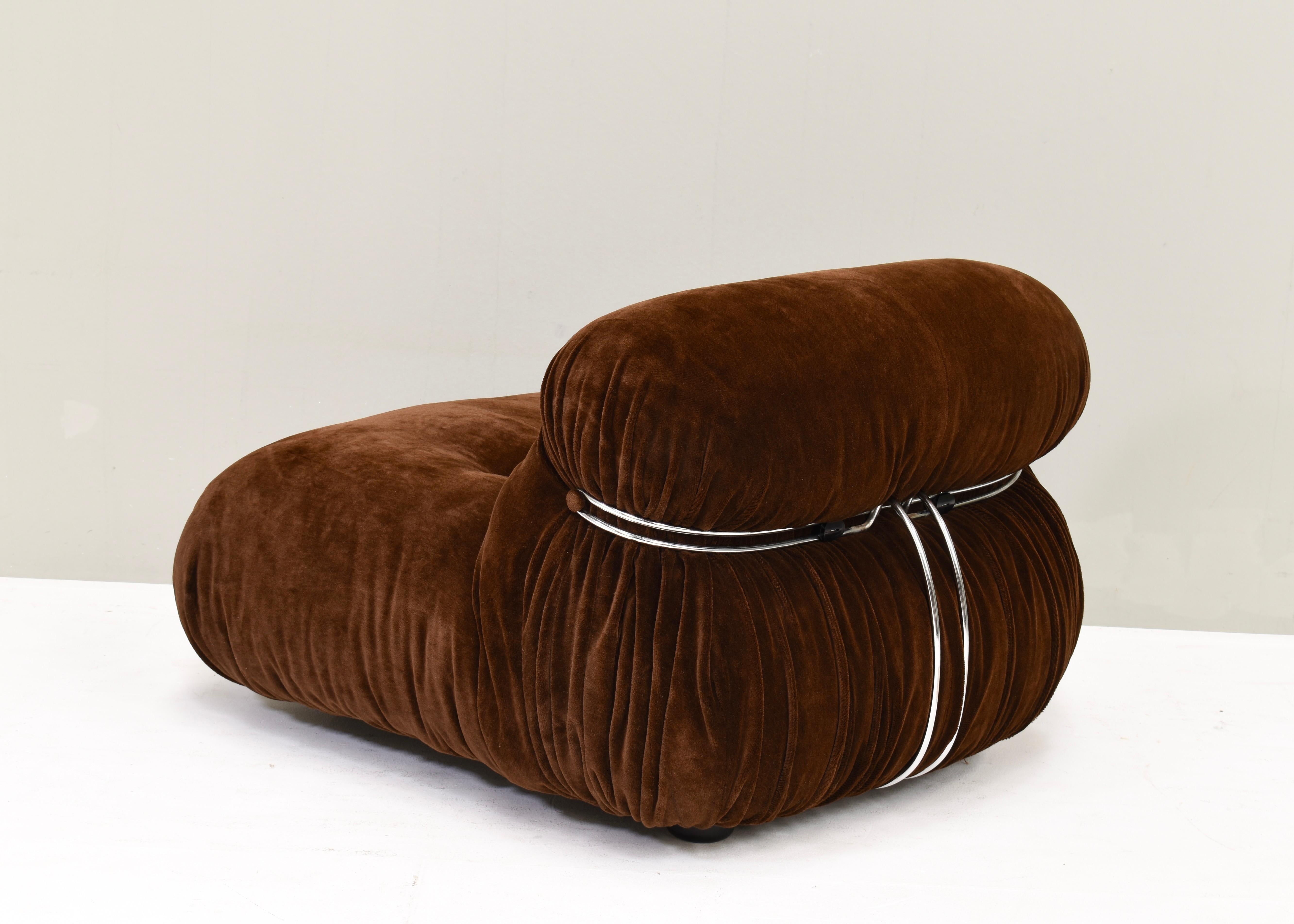 Silla Soriana de Scarpa en mohair original marrón chocolate - Cassina, años 60 en venta 7