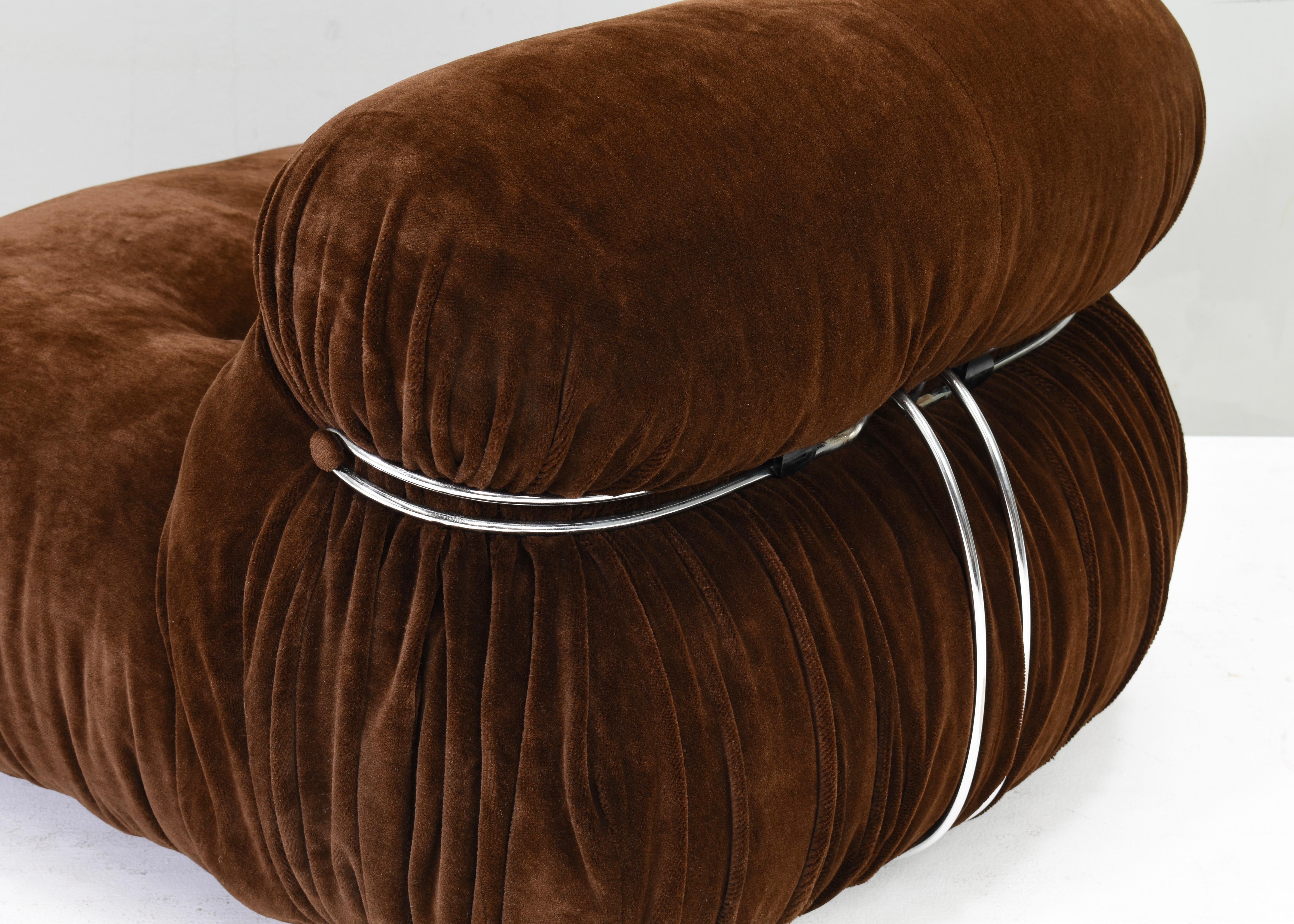 Silla Soriana de Scarpa en mohair original marrón chocolate - Cassina, años 60 en venta 8