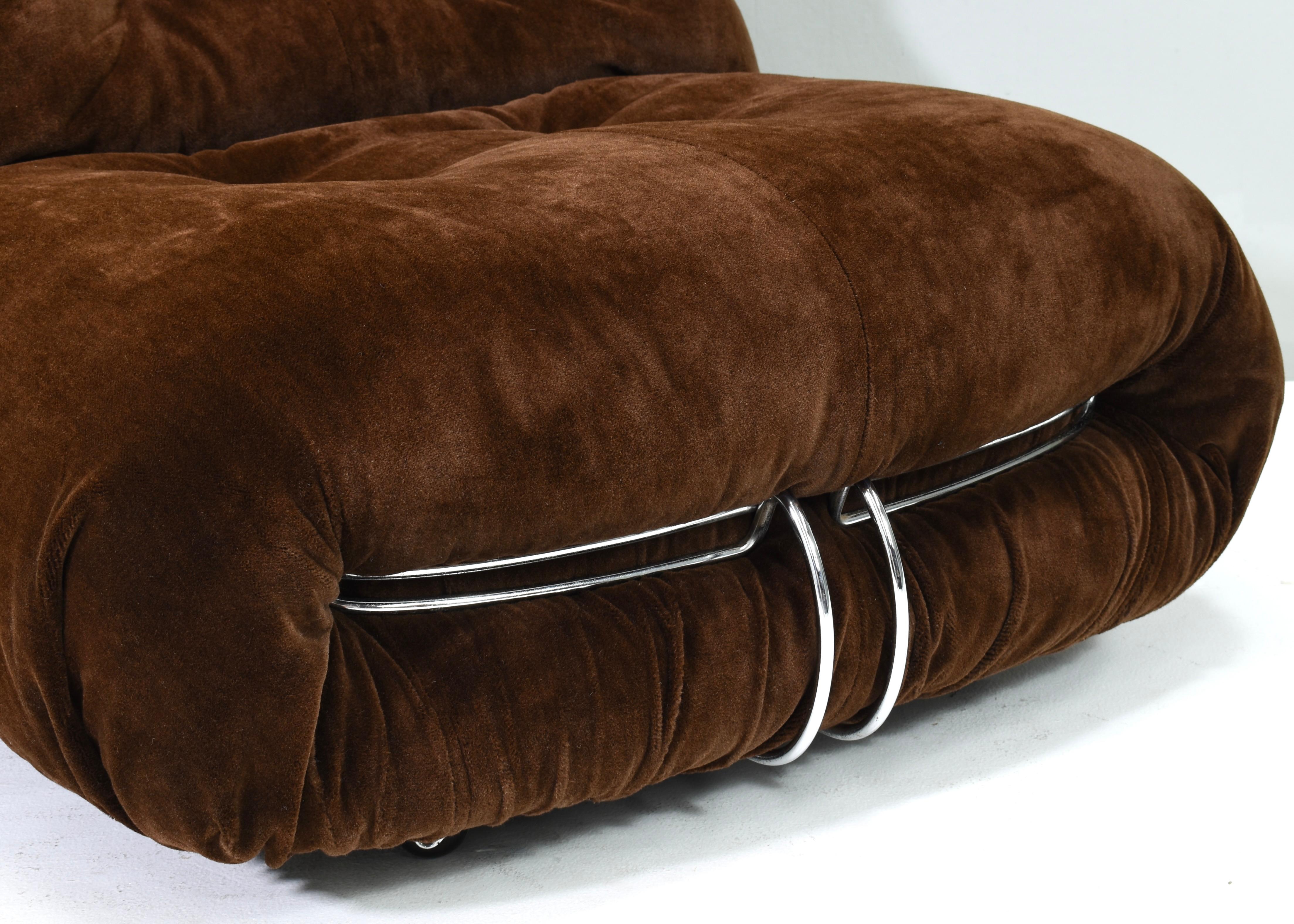 Silla Soriana de Scarpa en mohair original marrón chocolate - Cassina, años 60 en venta 10