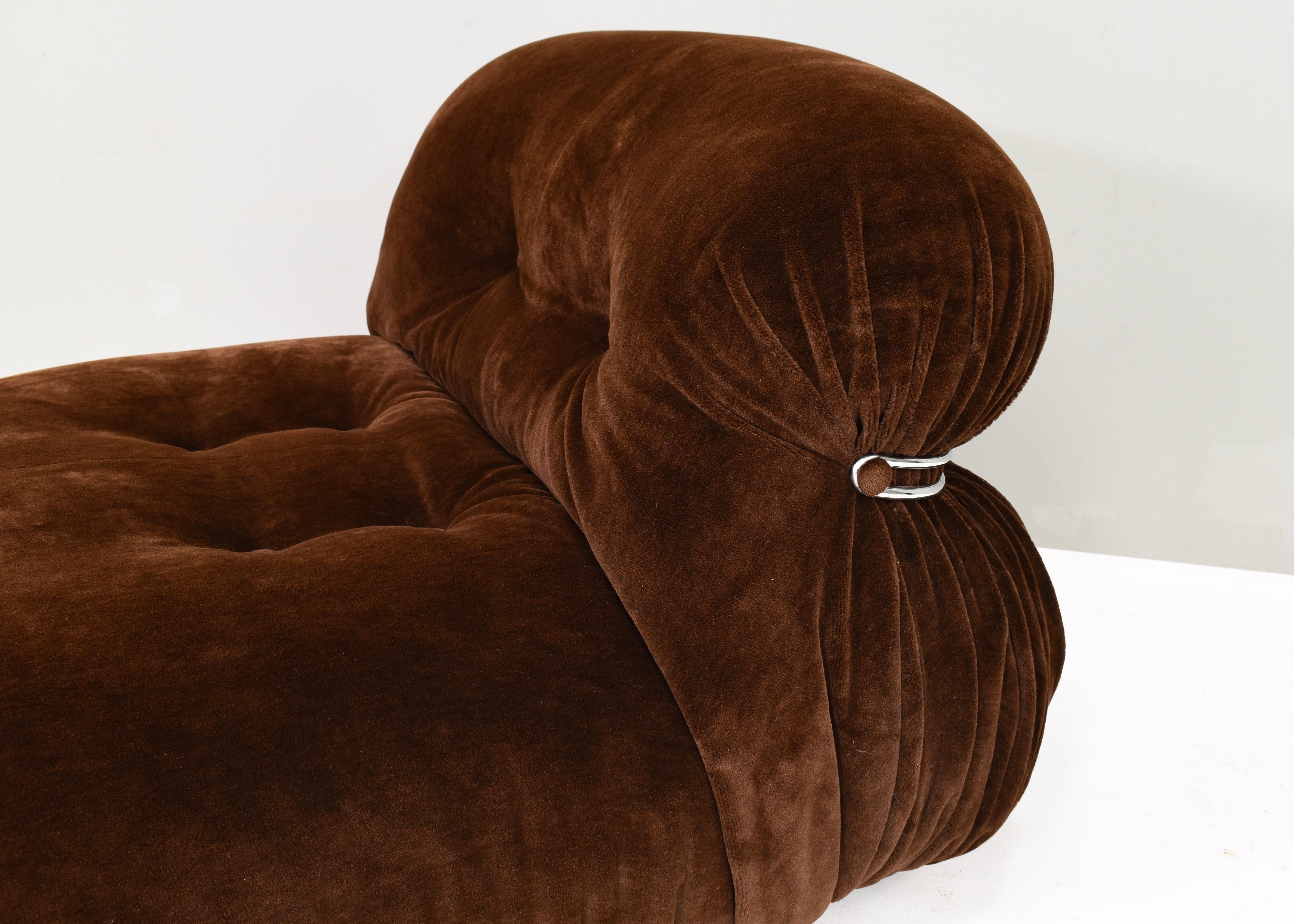 Silla Soriana de Scarpa en mohair original marrón chocolate - Cassina, años 60 en venta 12