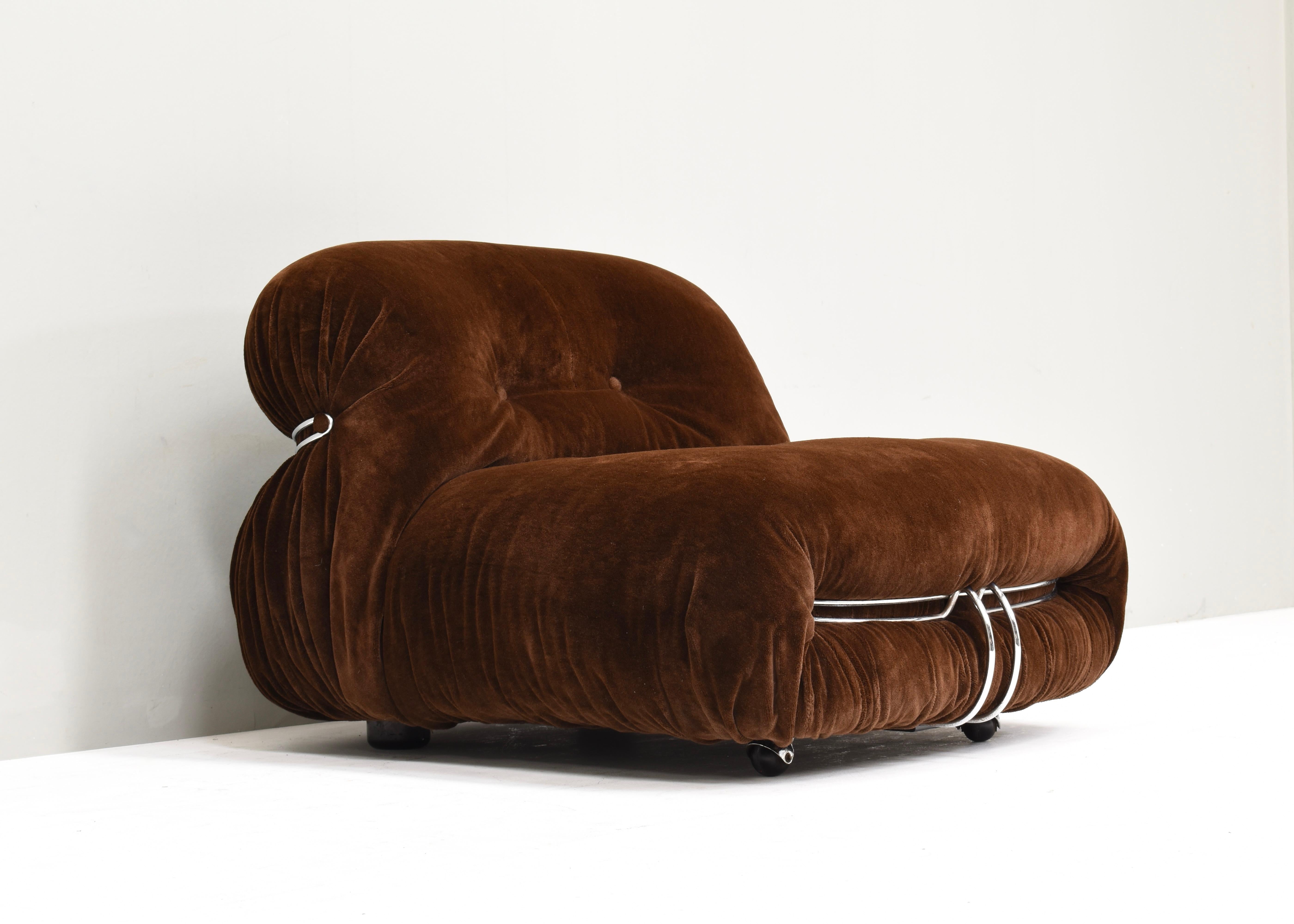 Silla Soriana de Scarpa en mohair original marrón chocolate - Cassina, años 60 Mohair en venta