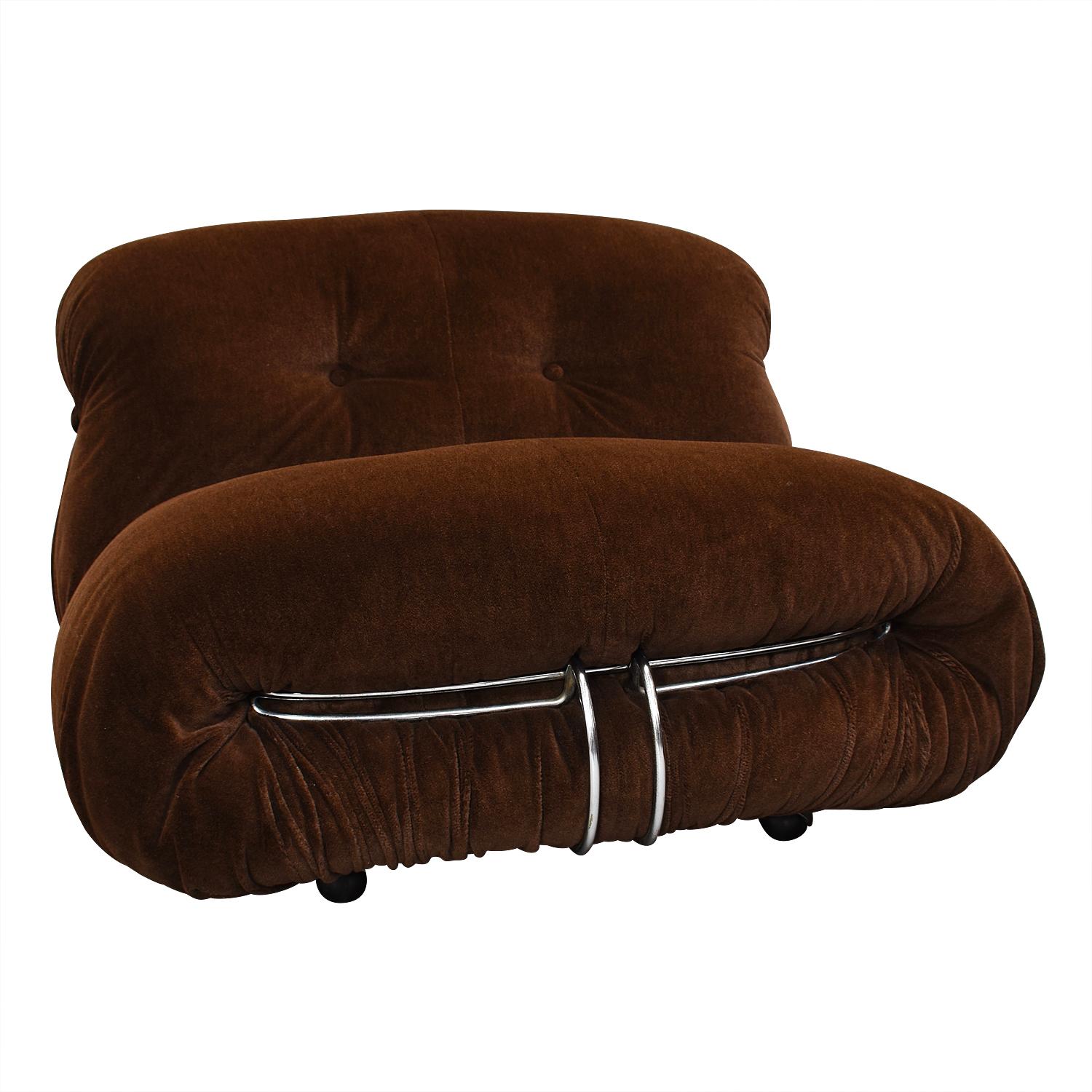 1 Soriana chair by Afra and Tobia Scarpa for Cassina, Italy, circa 1970. 
The chair still has the original dark brown Mohair velvet and remains in very good condition, certainly for it's age.

Original dark brown Angora goat Mohair velvet