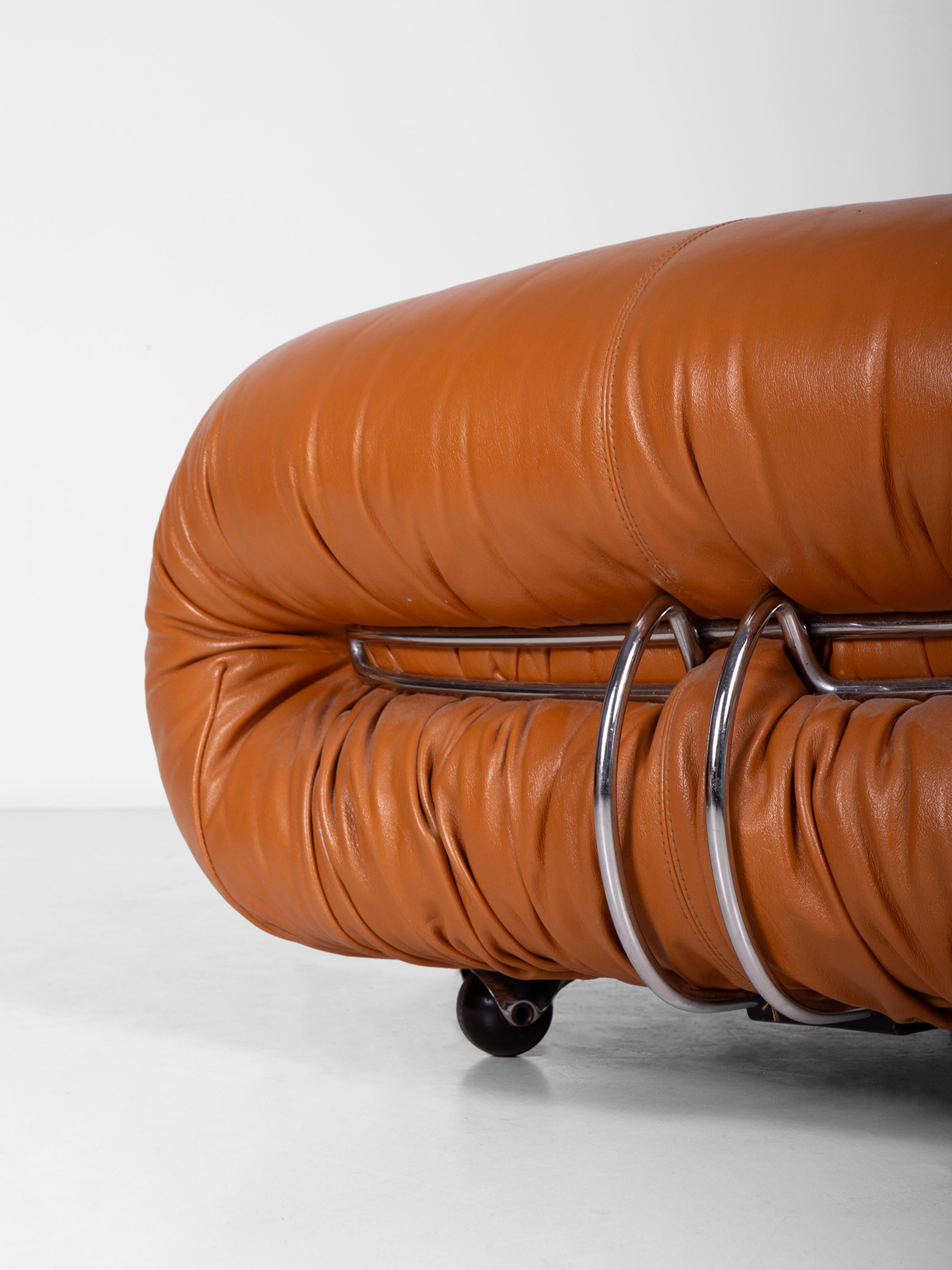 Chaise longue et pouf Soriana d'Afra et Tobia Scarpa avec cuir d'origine en vente 3