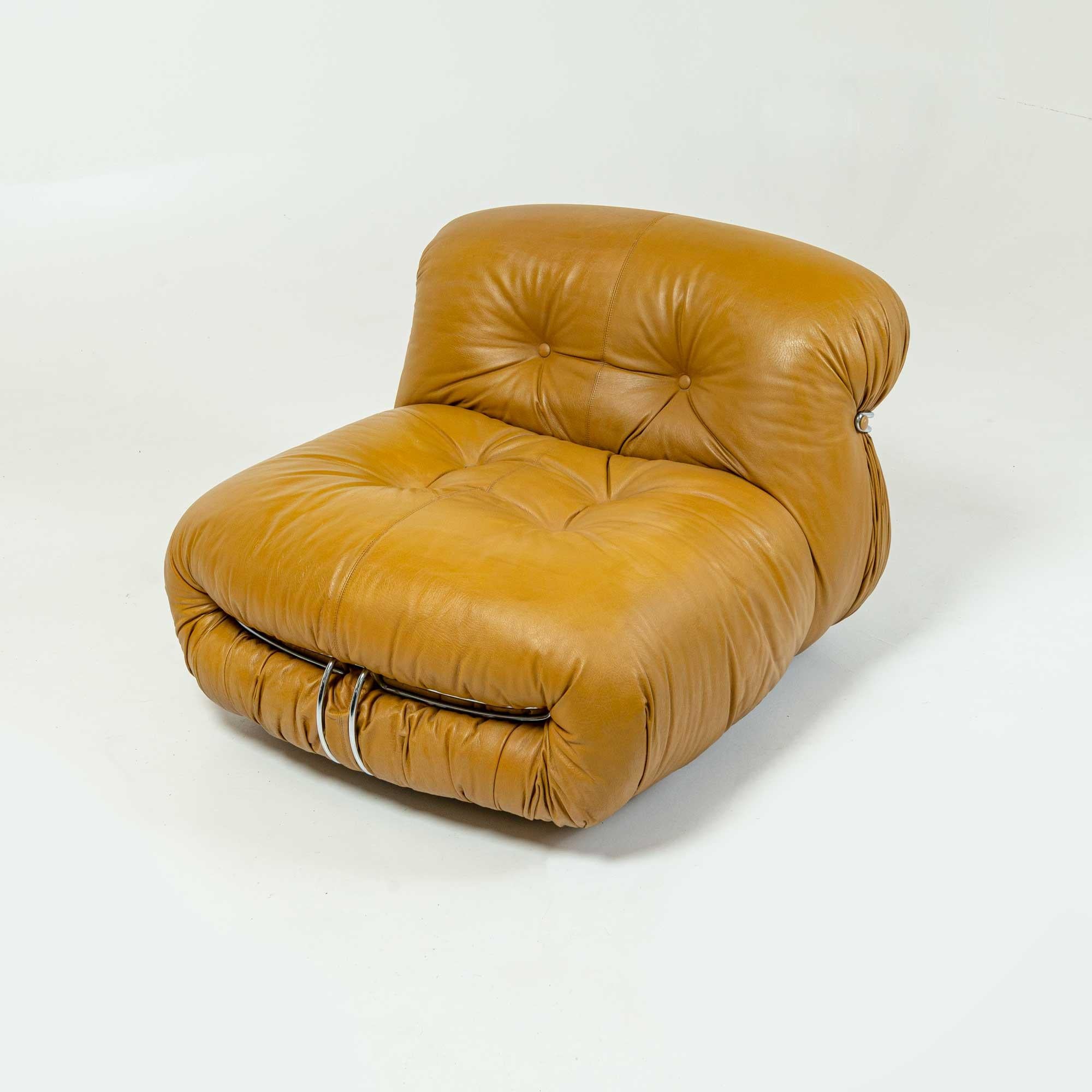 This is a rare Soriana Armchair in original light cognac leather, designed by Afra and Tobia Scarpa and manufactured by Cassina in 1970s. For its age, this chair is in absolutely wonderful condition. The leather is soft and subtle, with very little