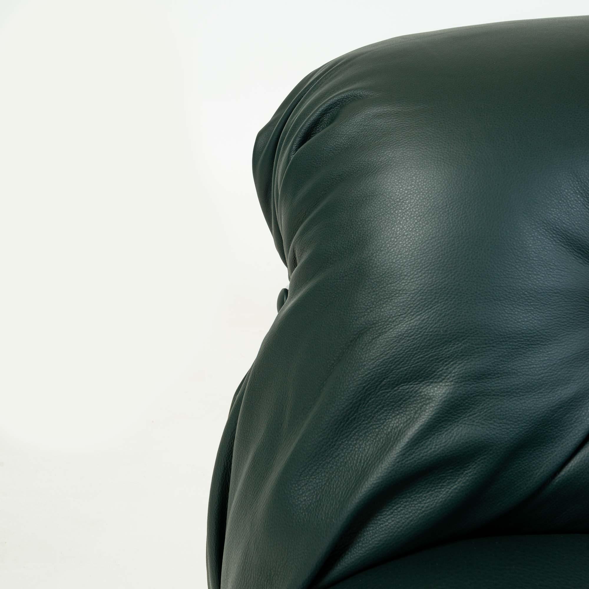 Soriana Lounge Chair by Afra & Tobia Scarpa for Cassina, Elmo Green Leather For Sale 8