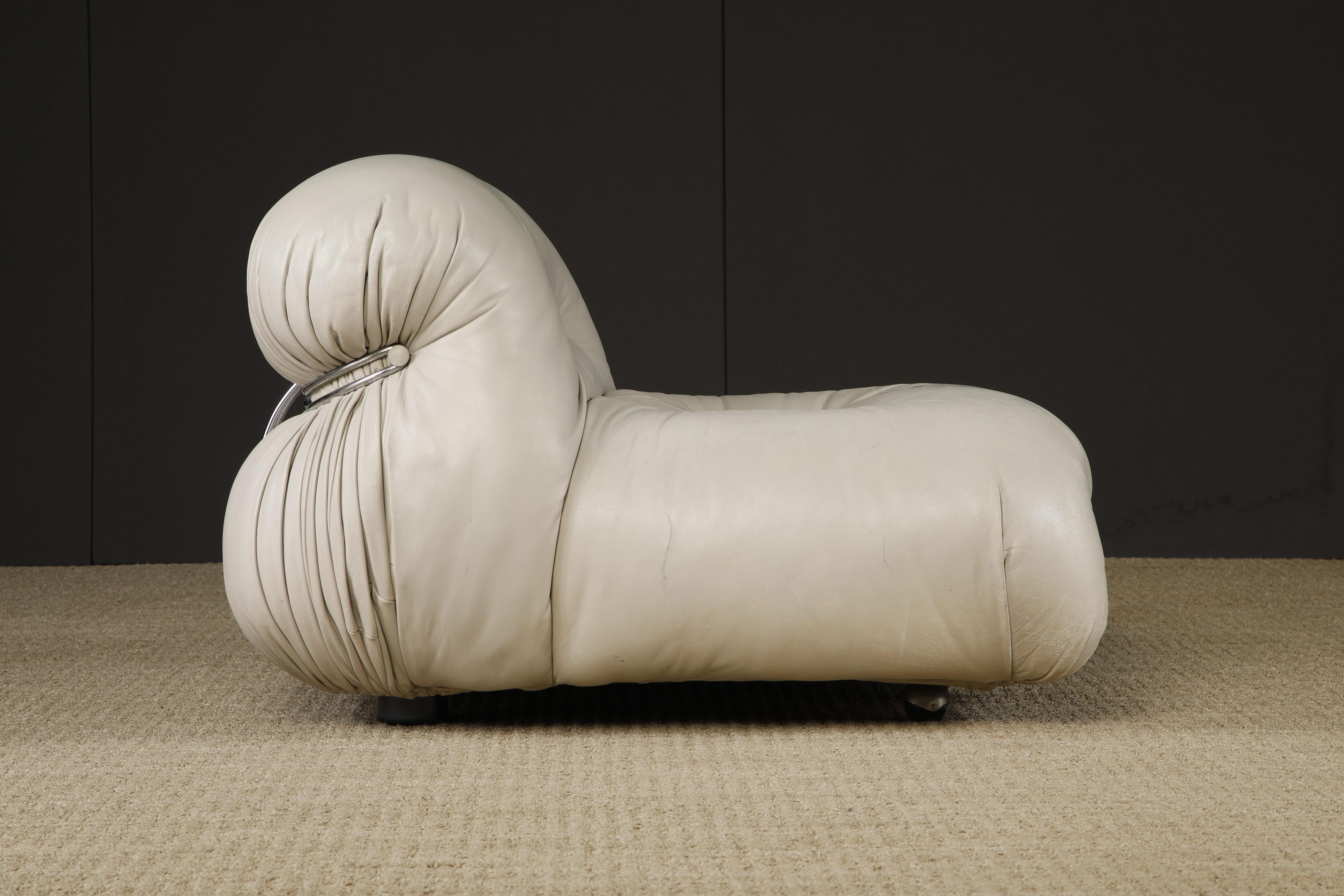 Italian Soriana Lounge Chair in Grey Leather by Afra & Tobia Scarpa for Cassina, Signed For Sale