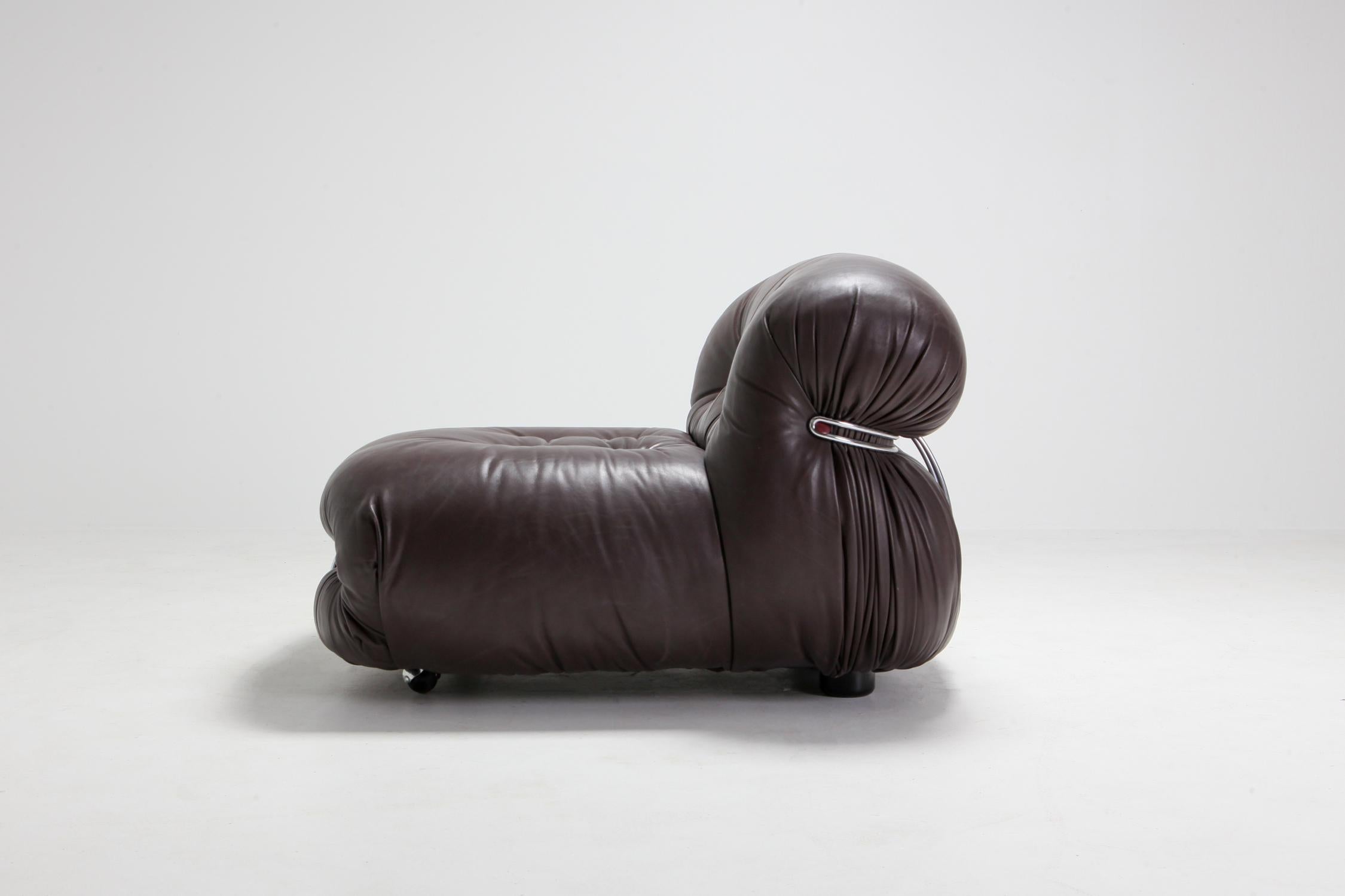 Afra & Tobia Scarpa, pair of 'Soriana' club chairs dark brown leather and metal, Italy, 1969. 

Postmodern piece by Italian designer couple Afra & Tobia Scarpa. 
Tufted leather seating and a chromed steel frame. 
Tobia & Afra designed for