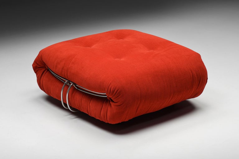 Soriana Pouf by Afra & Tobia Scarpa for Cassina, 1970s In Excellent Condition For Sale In Antwerp, BE