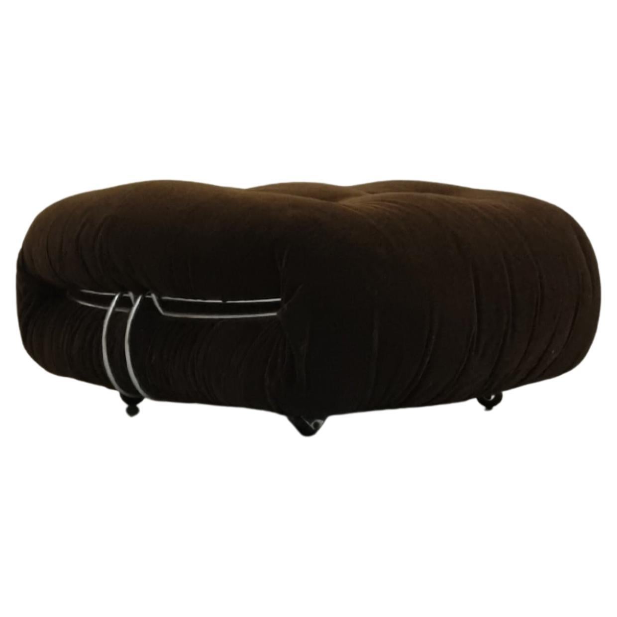 Soriana pouf designed by  Afra and Tobia Scarpa for Cassina 1969