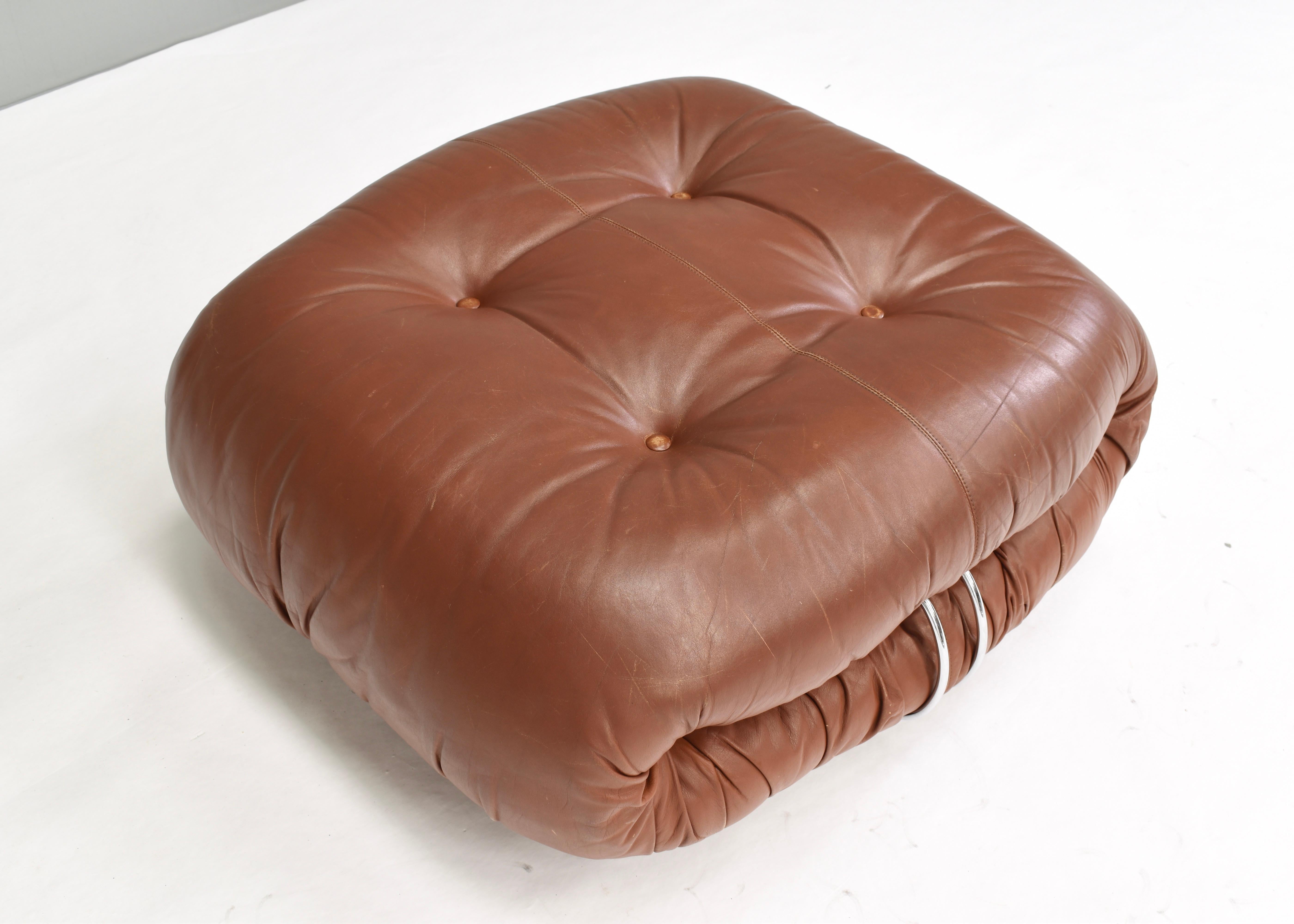 Soriana Pouf in Original Tan Leather by Tobia Scarpa for Cassina, Italy, 1970 For Sale 2